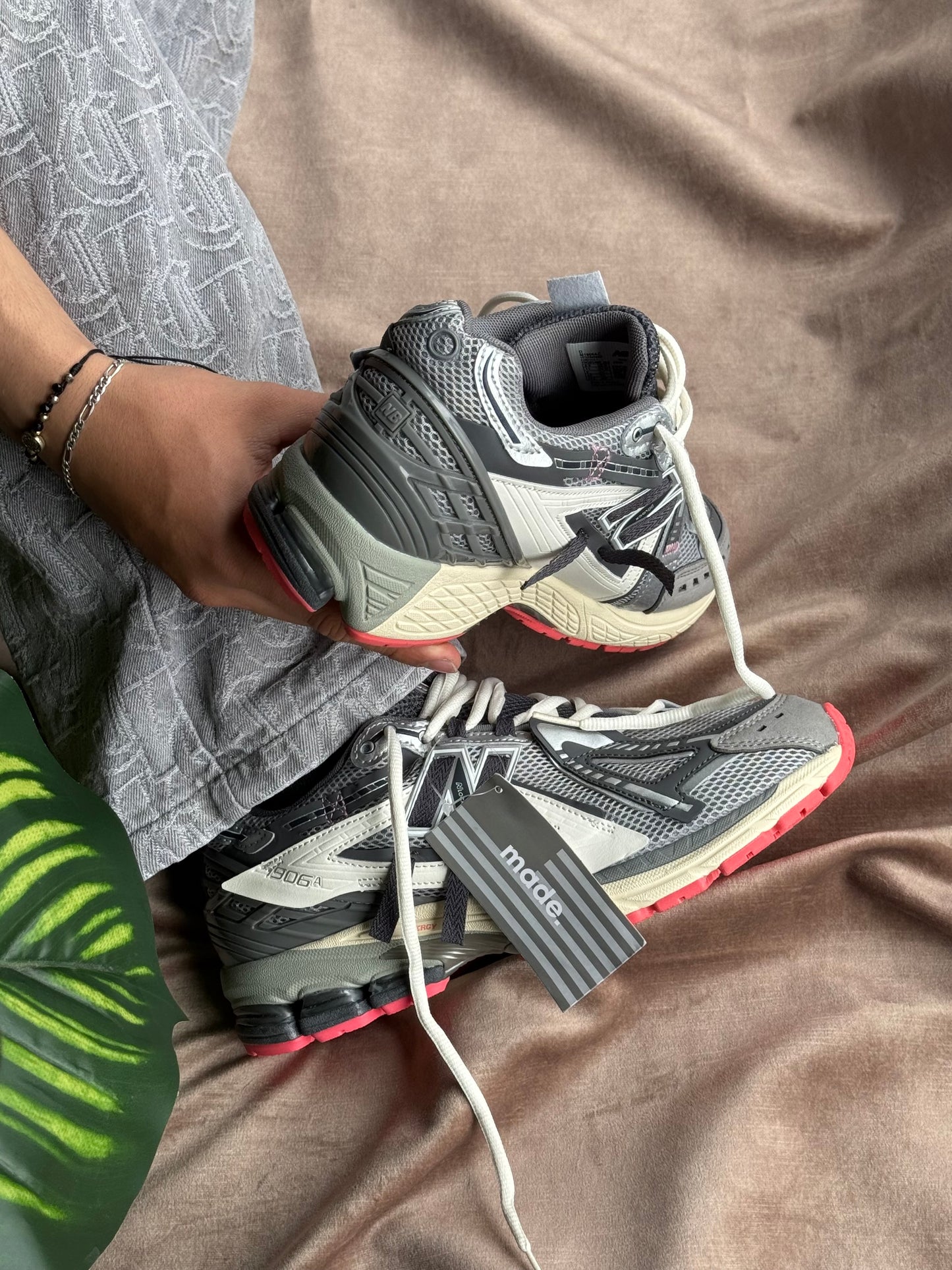 New Balance 1906 A