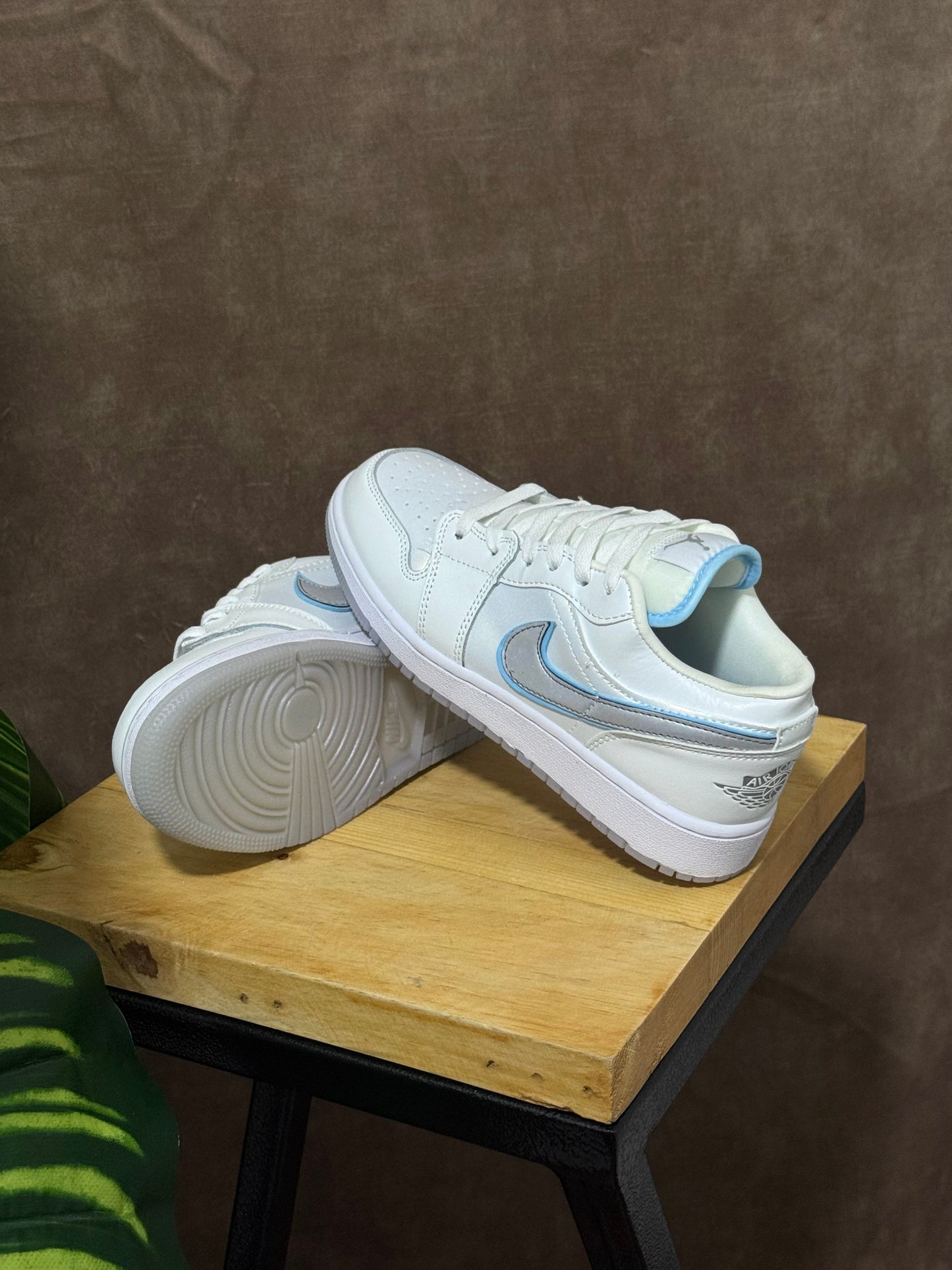 Air Jordan 1 Low “Dare To Fly”