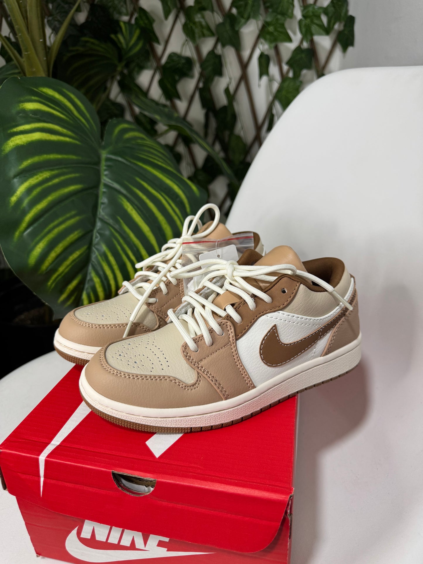 Air Jordan 1 Low “Hemp Light British”
