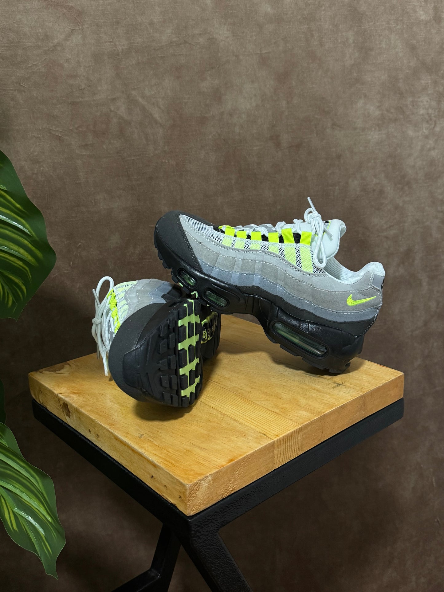 Nike Air Max 95 OG “Big Bubble Neon”