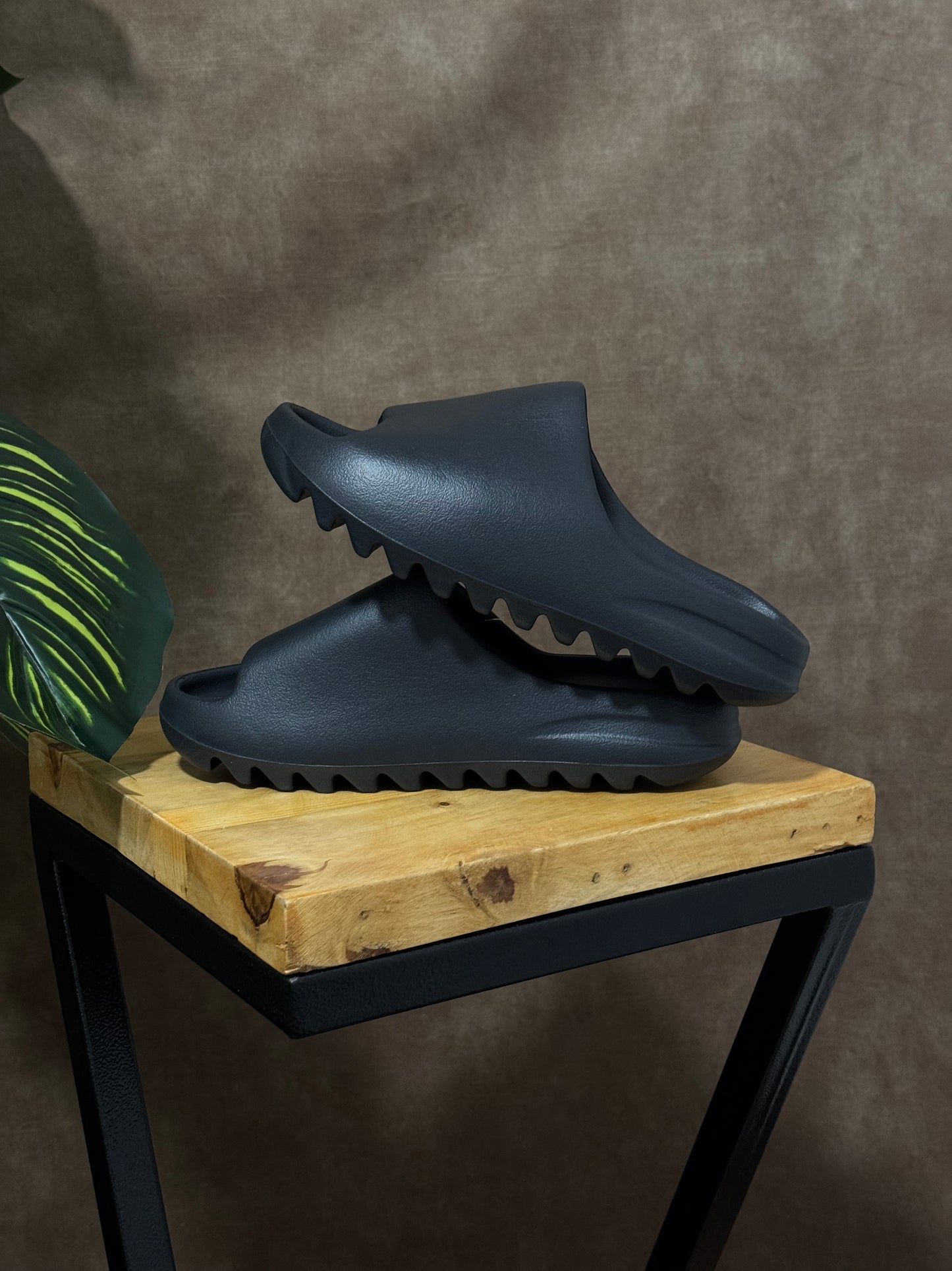 Adidas Yeezy Slide “Slate Grey”