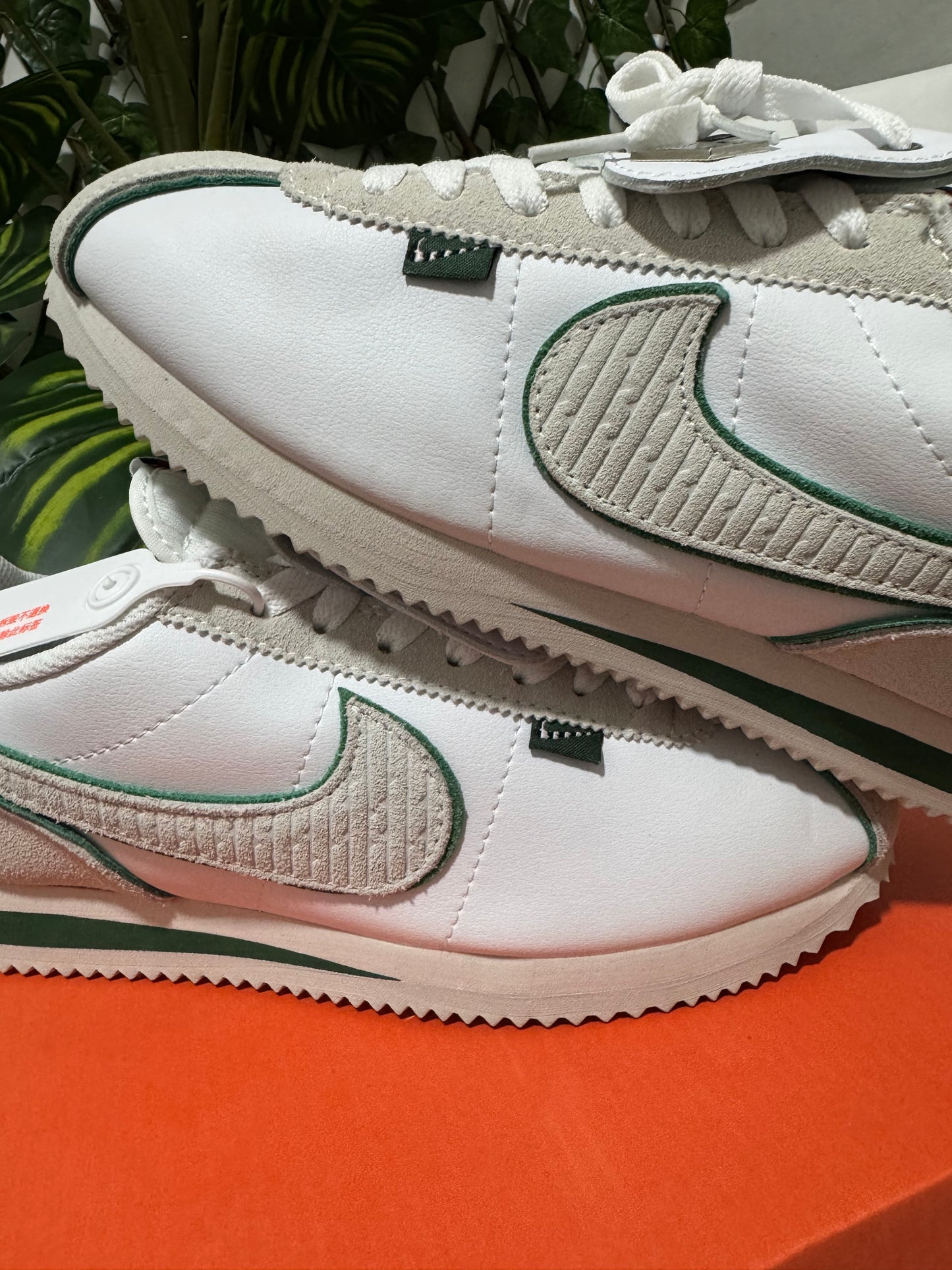 Nike Cortez All Petals United