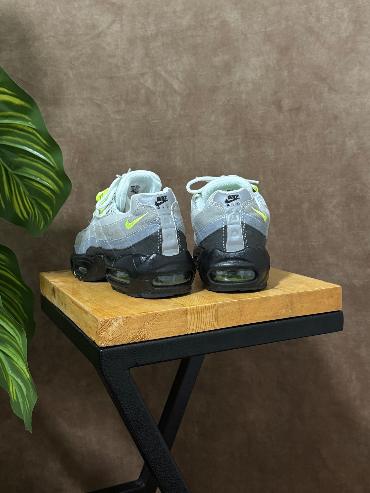 Nike Air Max 95 OG “Big Bubble Neon”