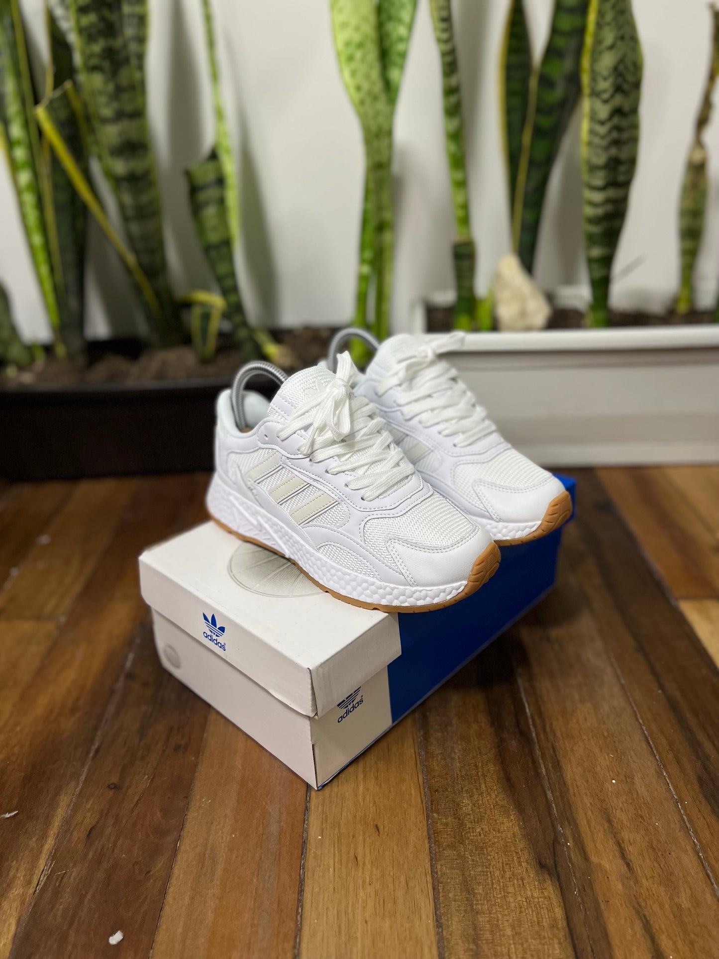 Adidas Tresc Run “White”