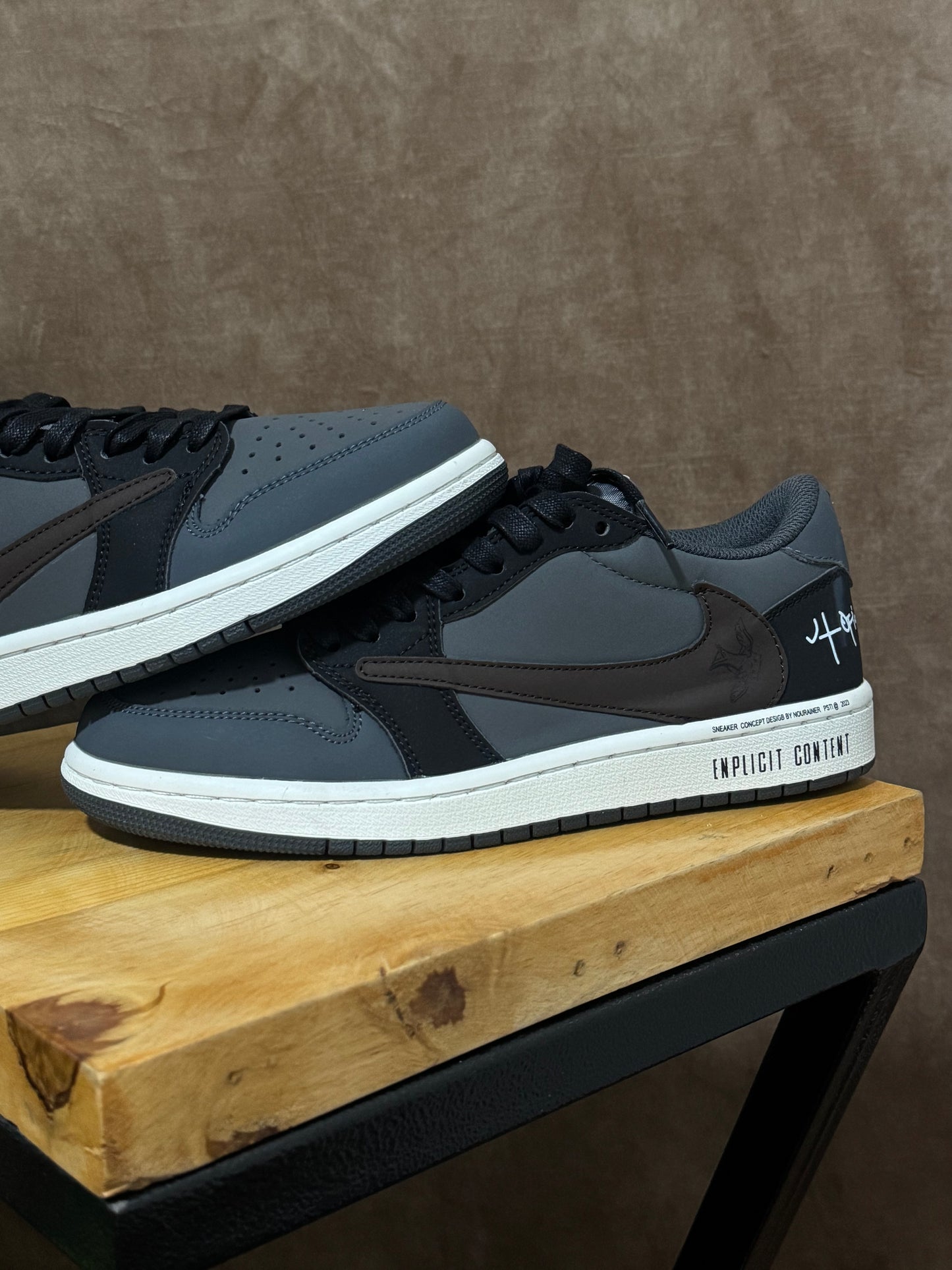 Air Jordan 1 Low x Travis Scott