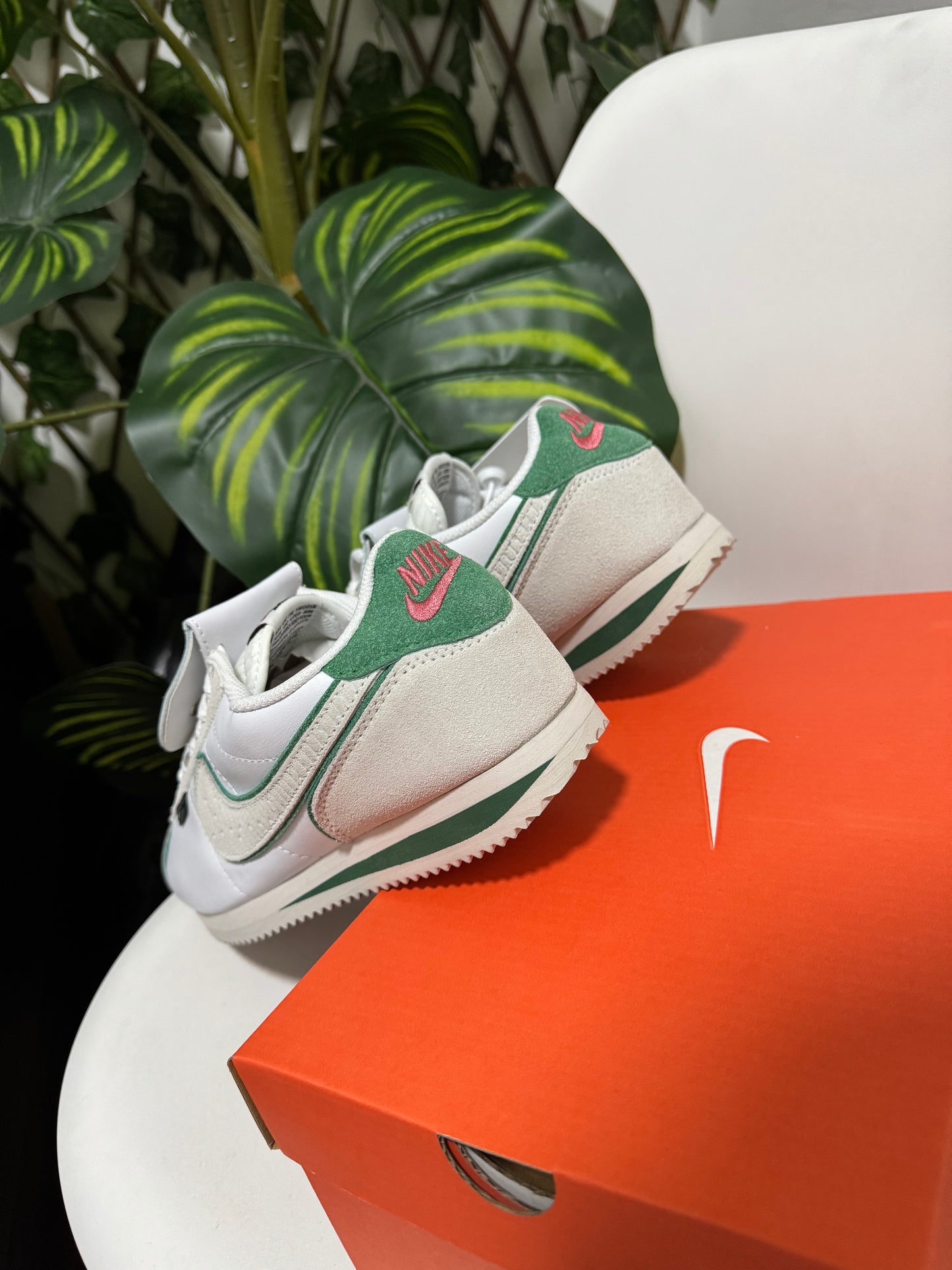 Nike Cortez All Petals United