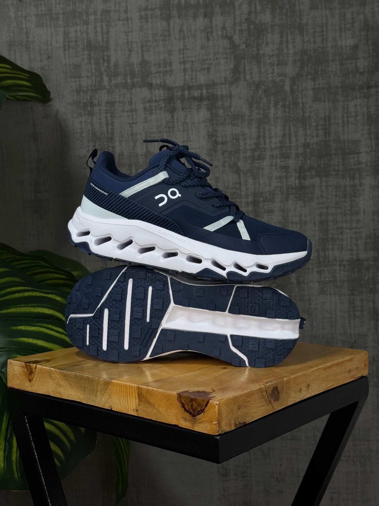 ON Running Cloud Azul Oscuro