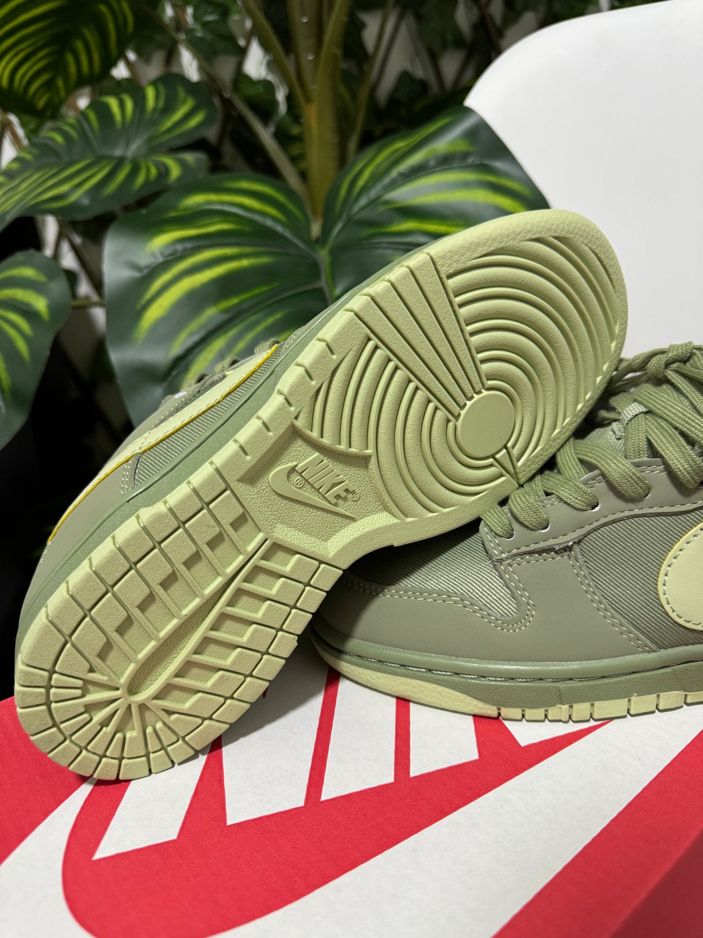 Nike Dunk Low “Oil Green”