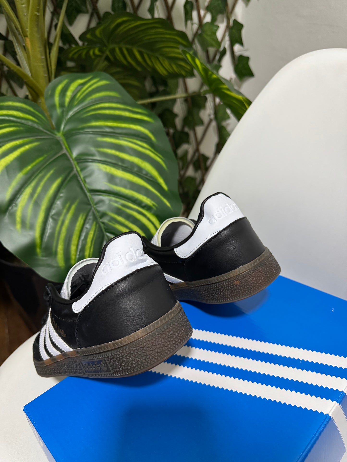 Adidas Handball Spezial “Negras”