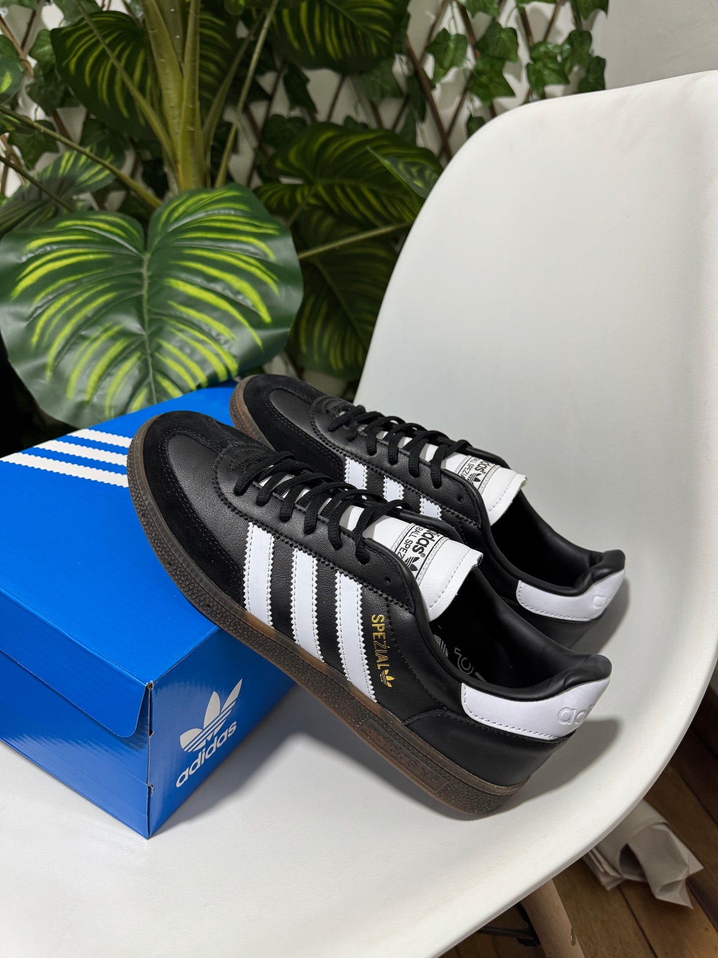 Adidas Handball Spezial “Negras”