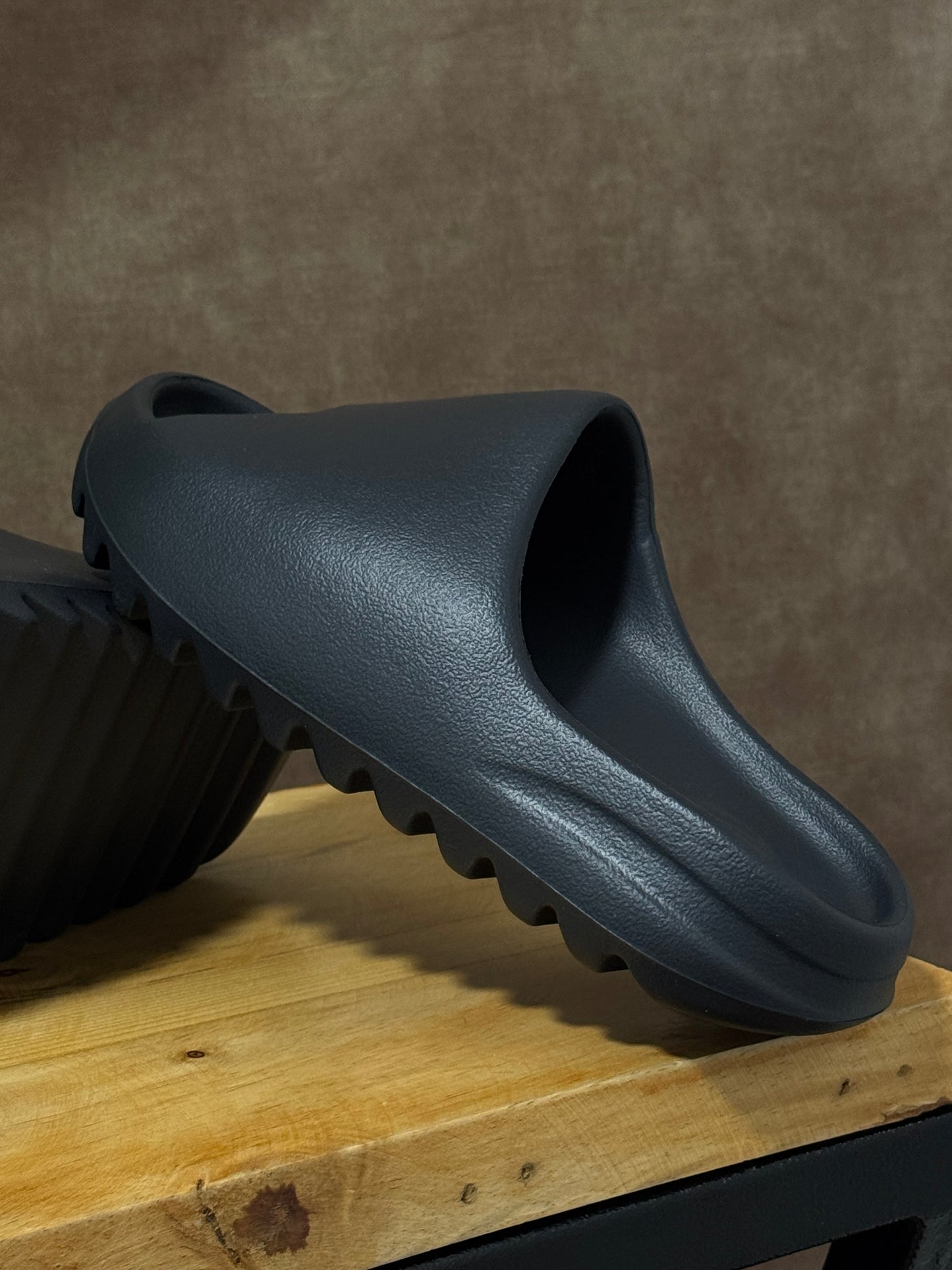 Adidas Yeezy Slide “Slate Grey”