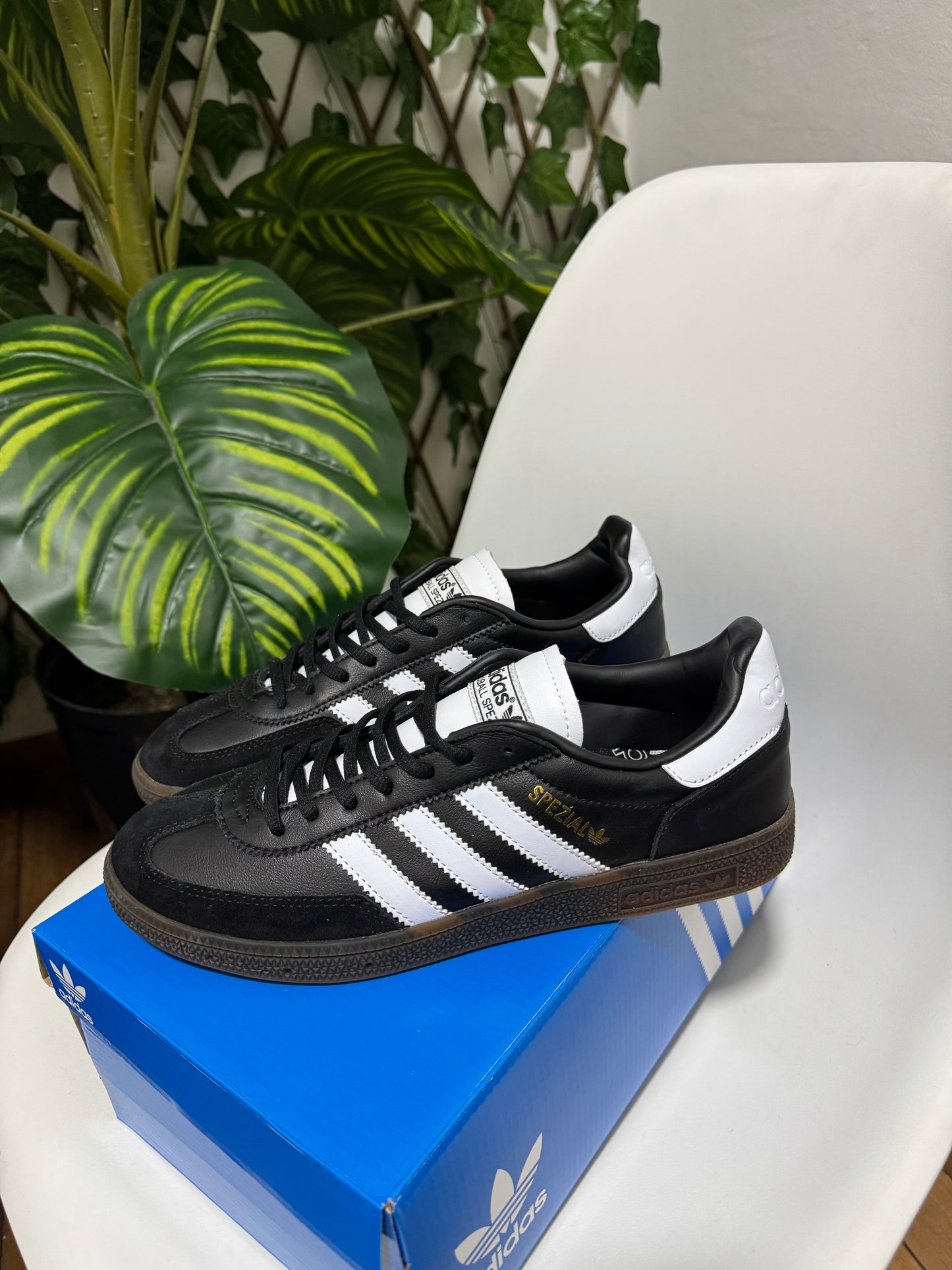 Adidas Handball Spezial “Negras”