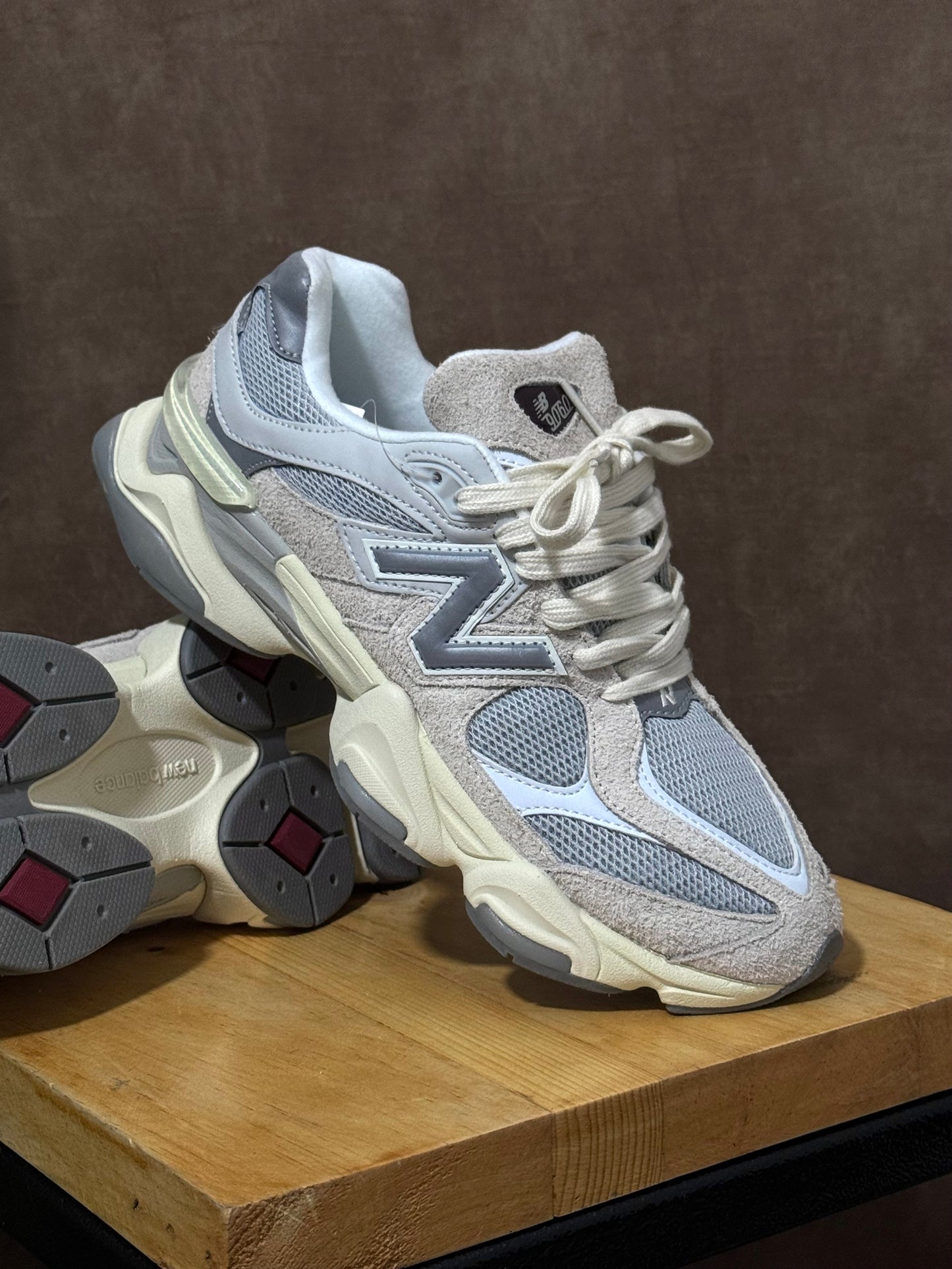 New Balance 9060