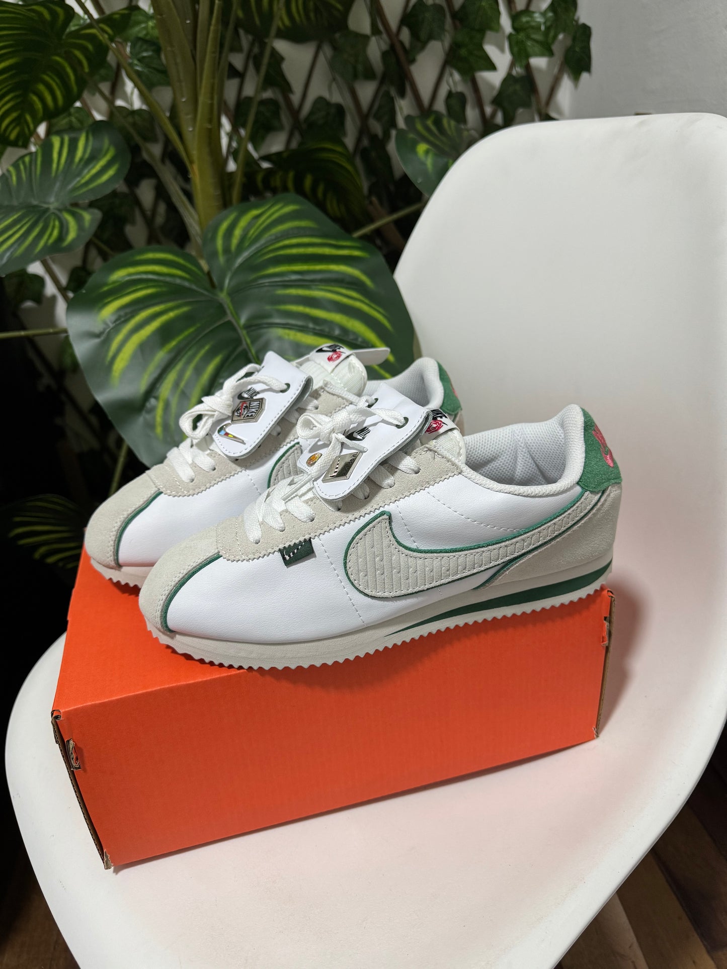Nike Cortez All Petals United