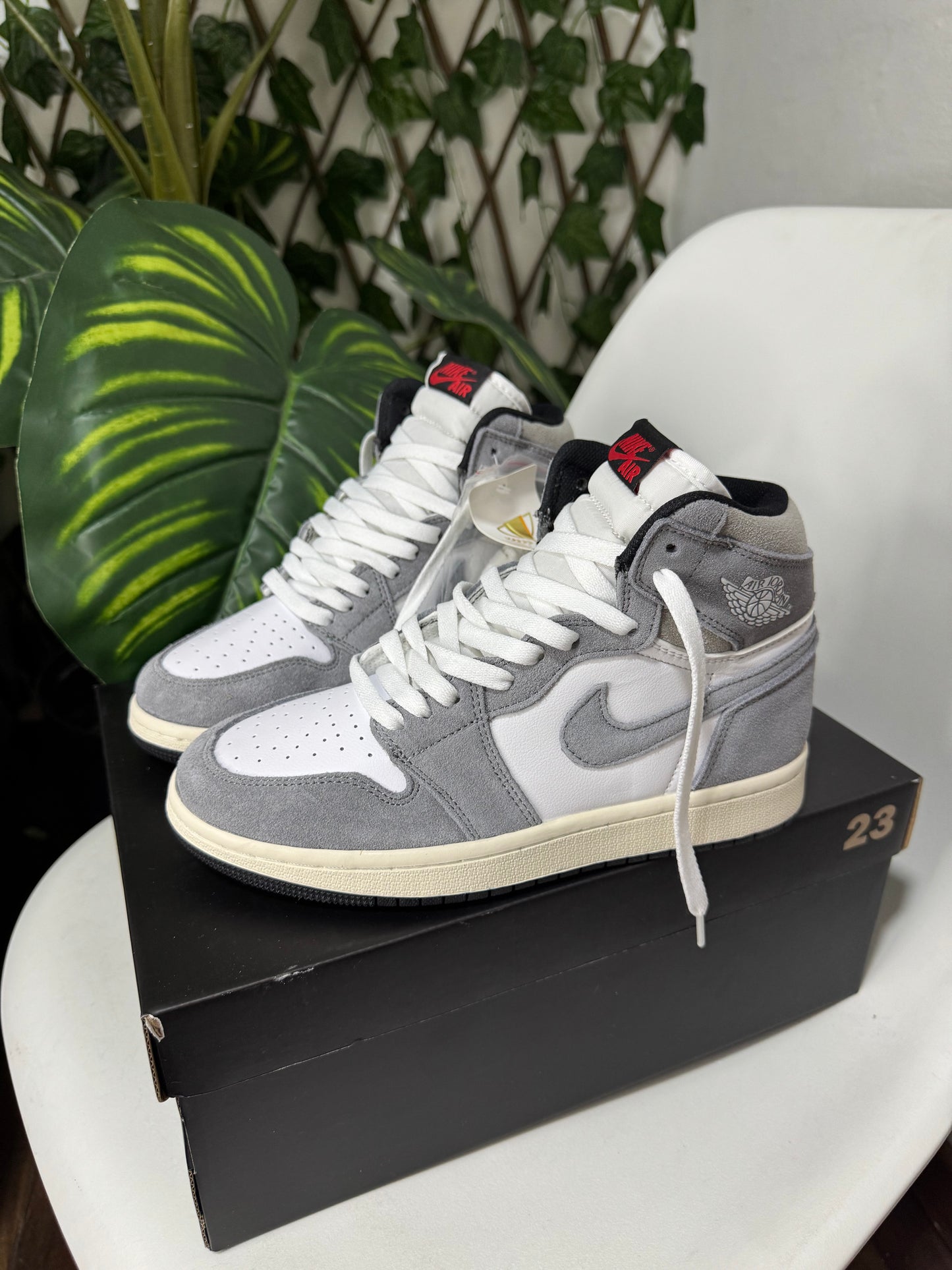 Air Jordan Retro 1 High Washed Black
