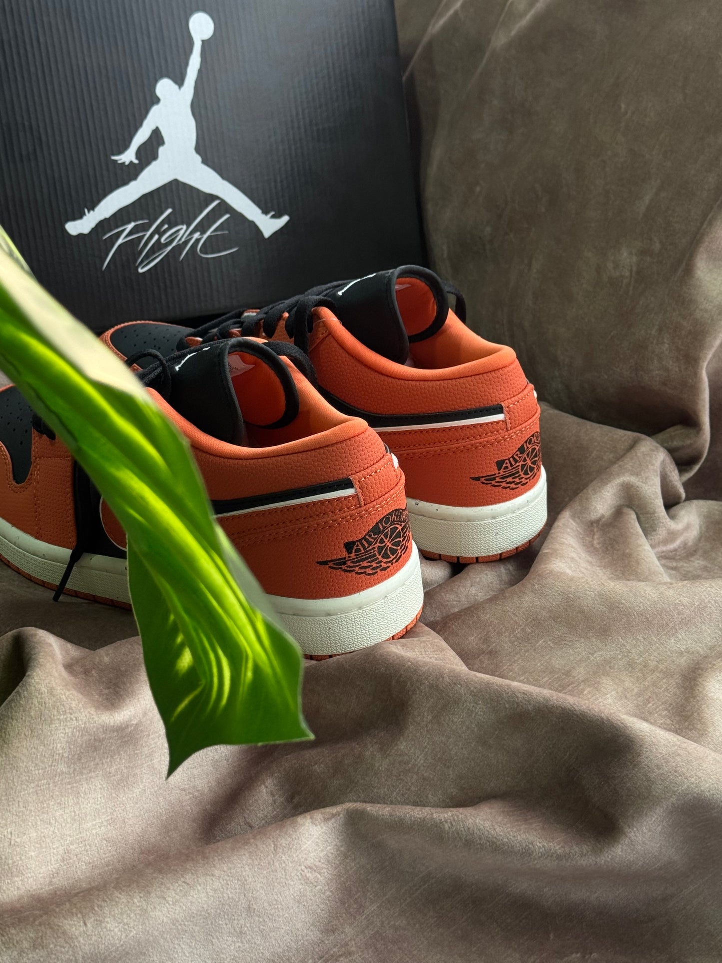 Air Jordan 1 Low SE “Sport Spice”