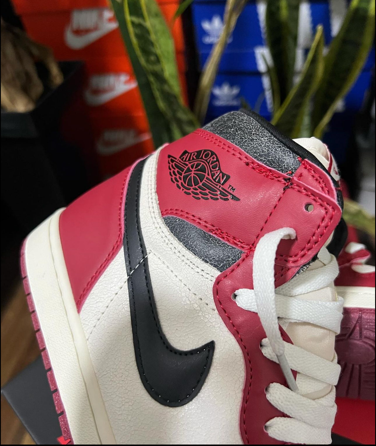 Air Jordan 1 High Chicago “Lost and Found”