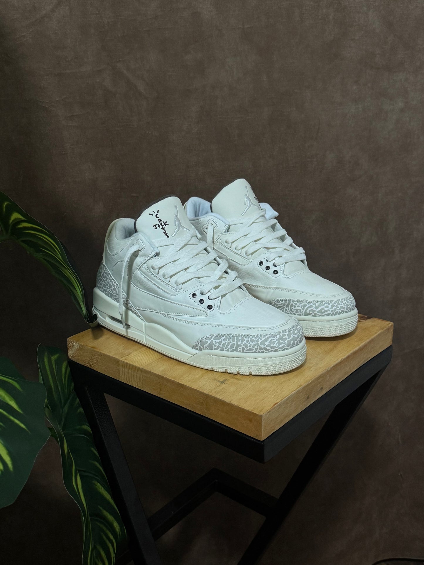 Air Jordan 3 x “Travis Scott”