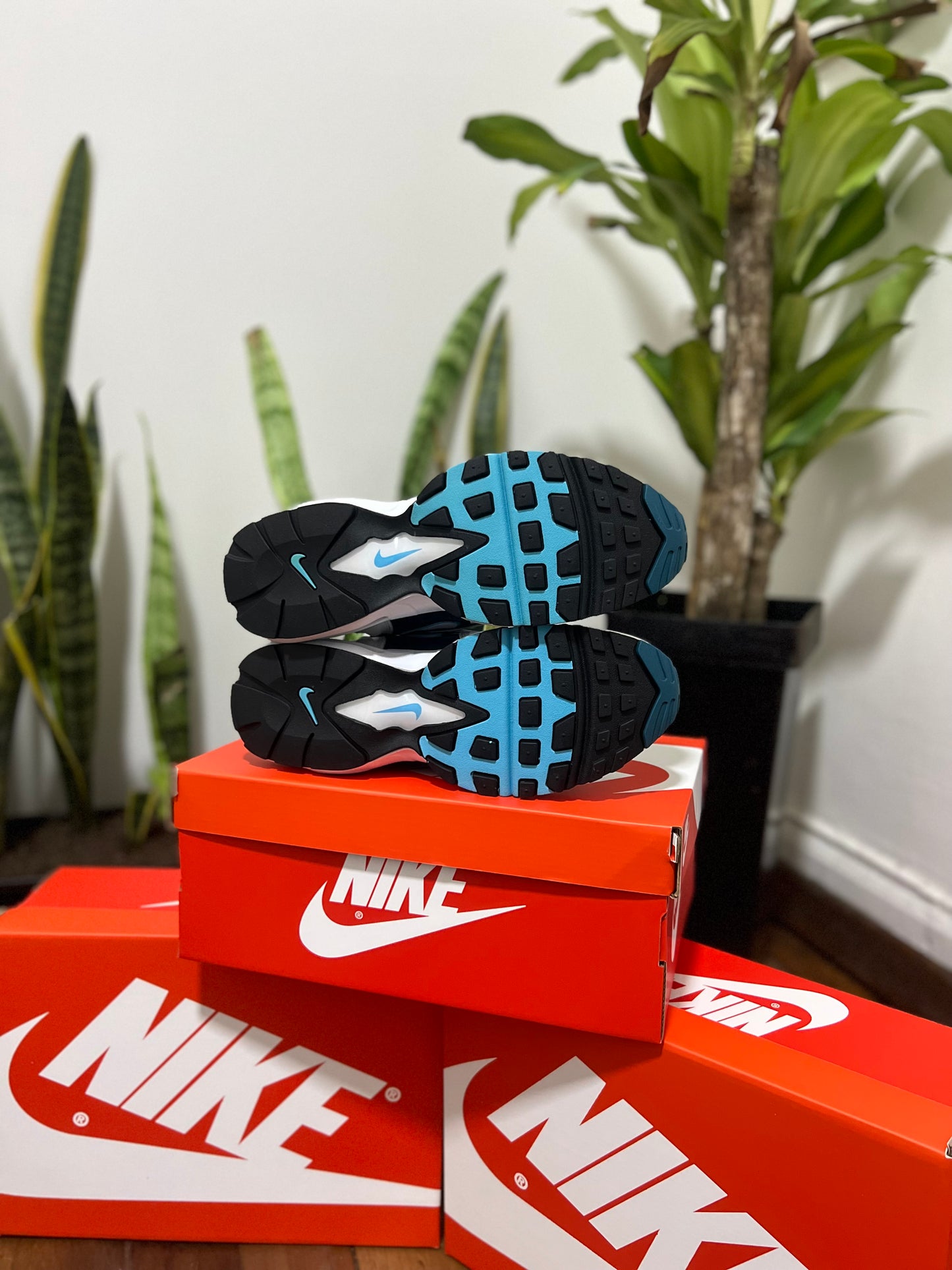 Nike Air Max 96 “Mystic Teal”