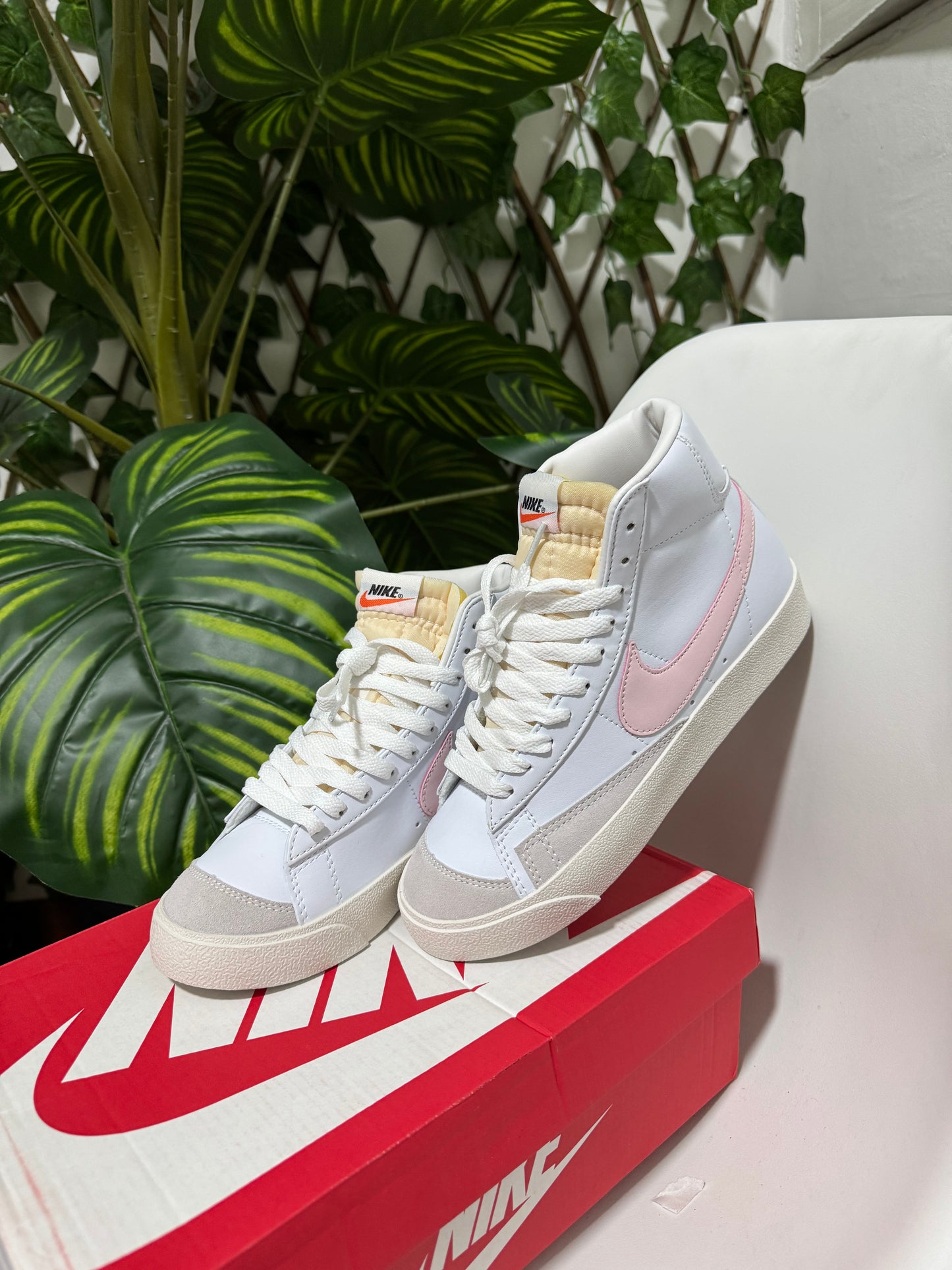 Nike Blazer Mid 77