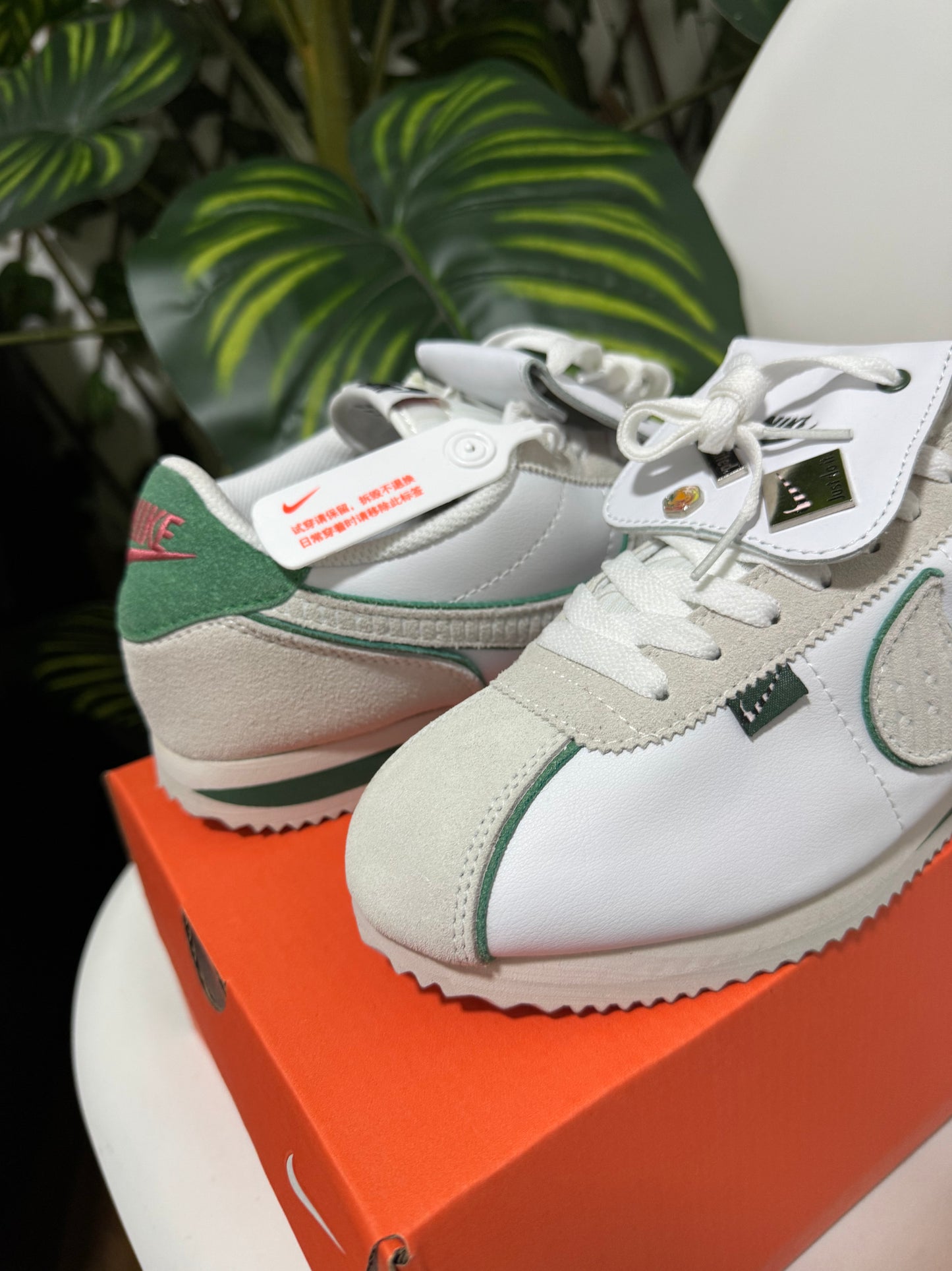 Nike Cortez All Petals United