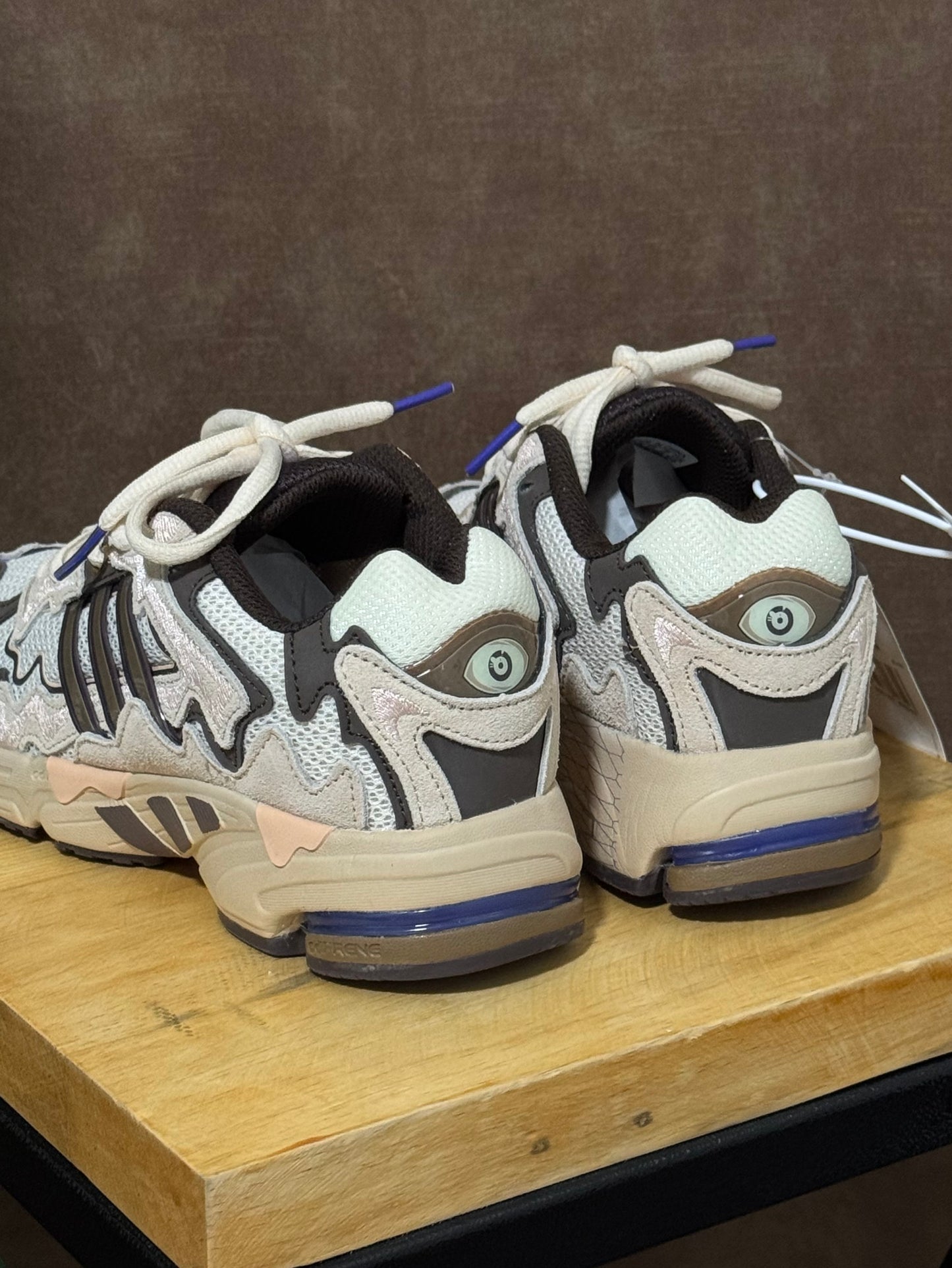 Adidas Response CL x Bad Bunny “Paso Fino”
