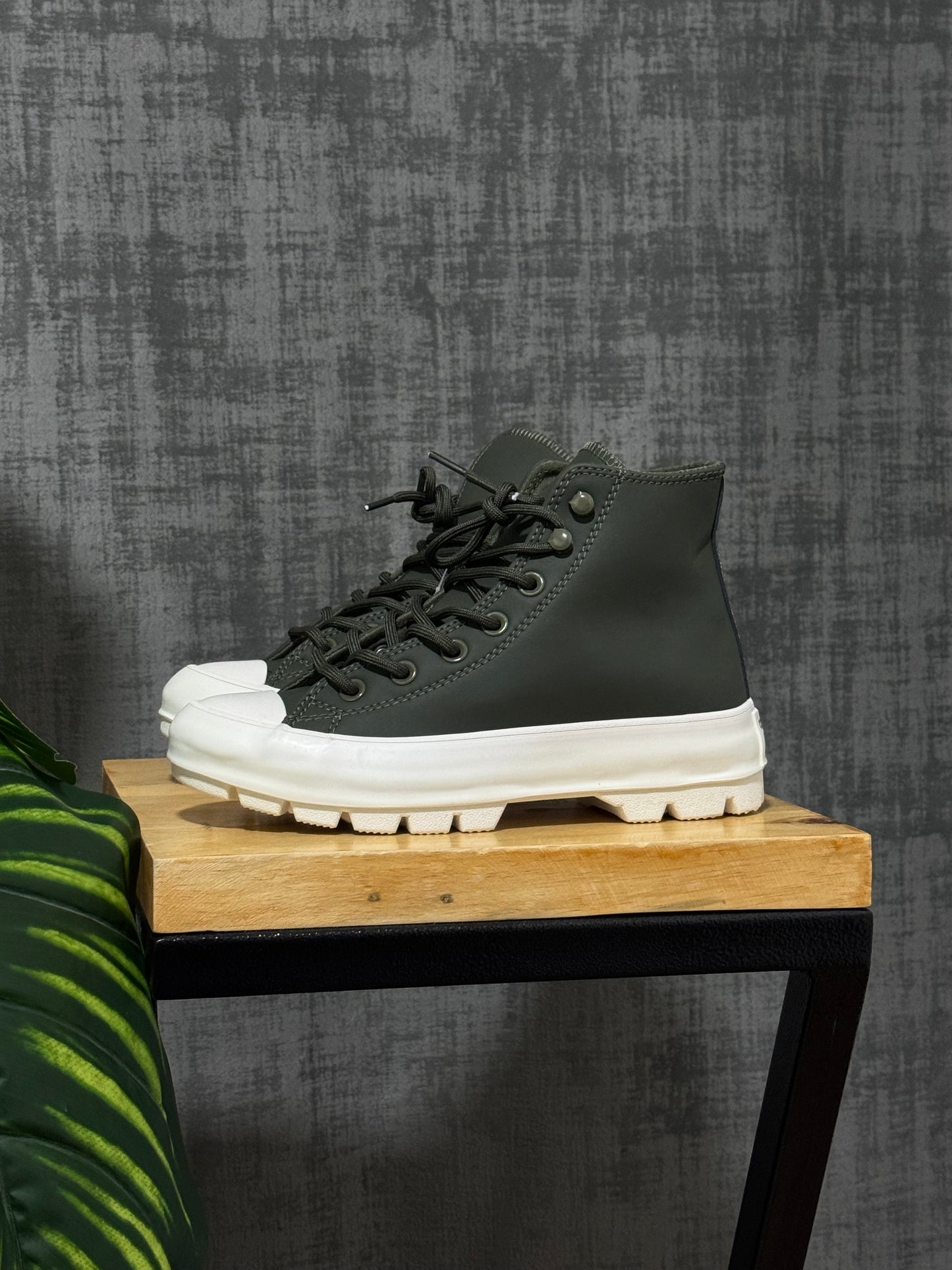 Converse Chuck Taylor All Star “Lugged”