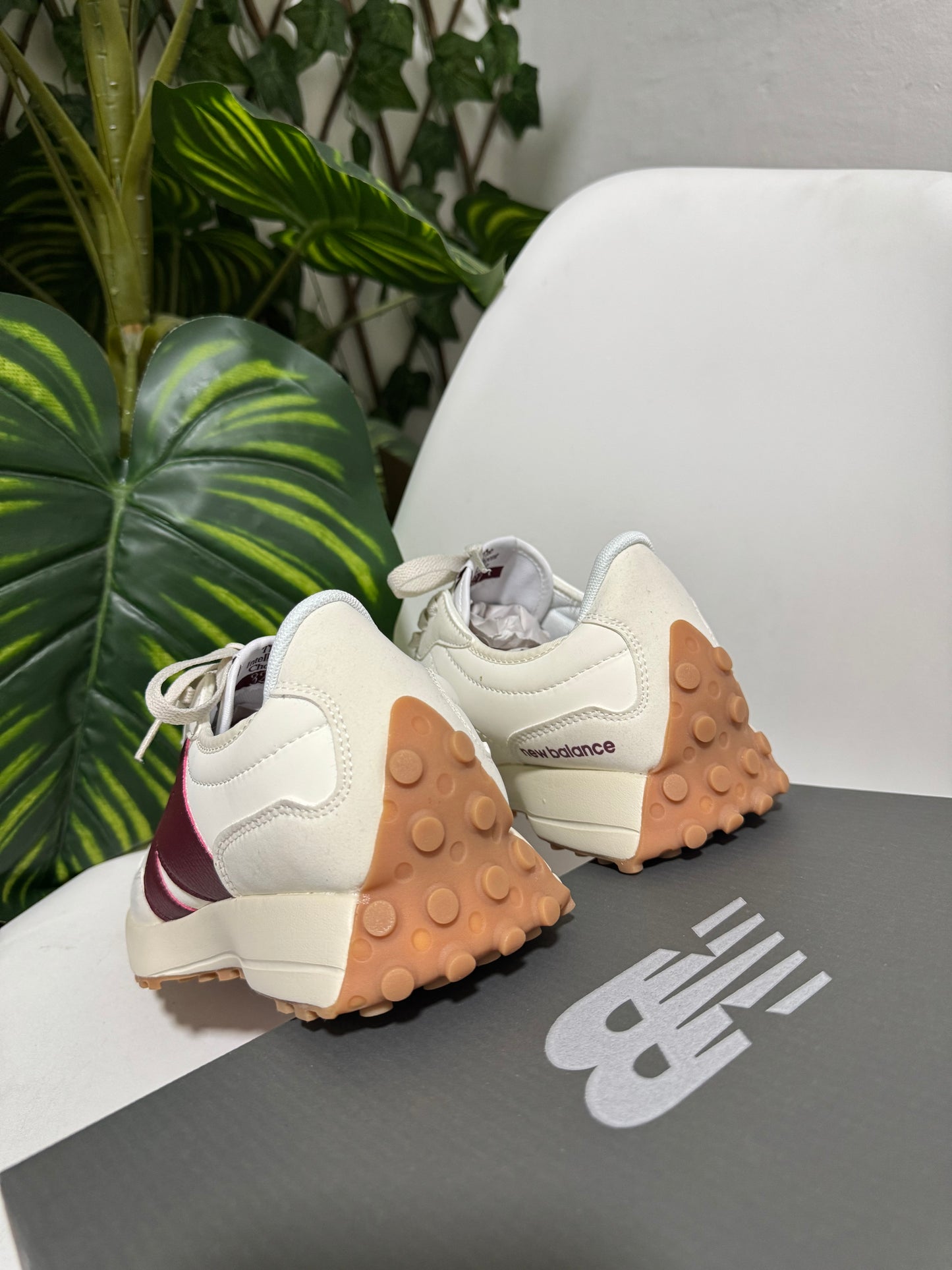 New Balance 327 “Beige/Vinotinto”