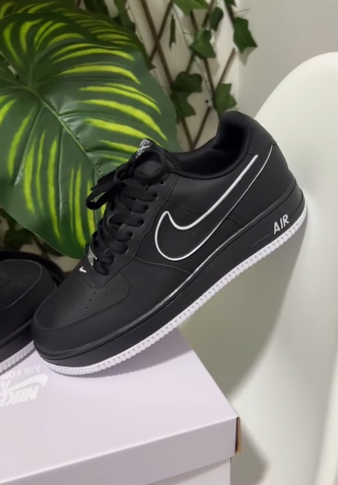 Nike Air Force 1 “Black/White”