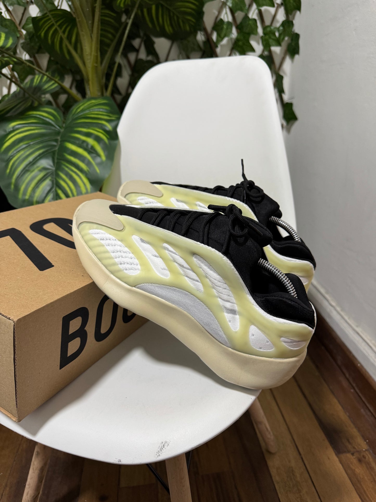 Adidas Yeezy 700 V3 “AZAEL”