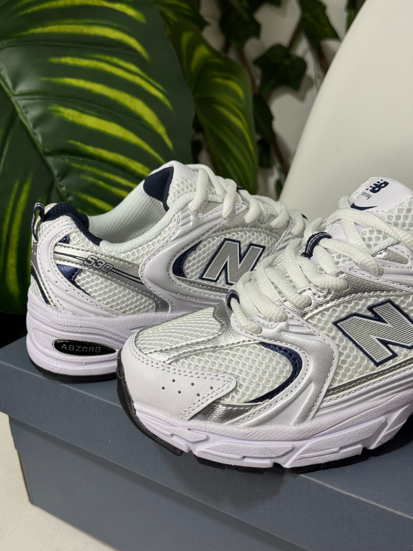 New Balance 530