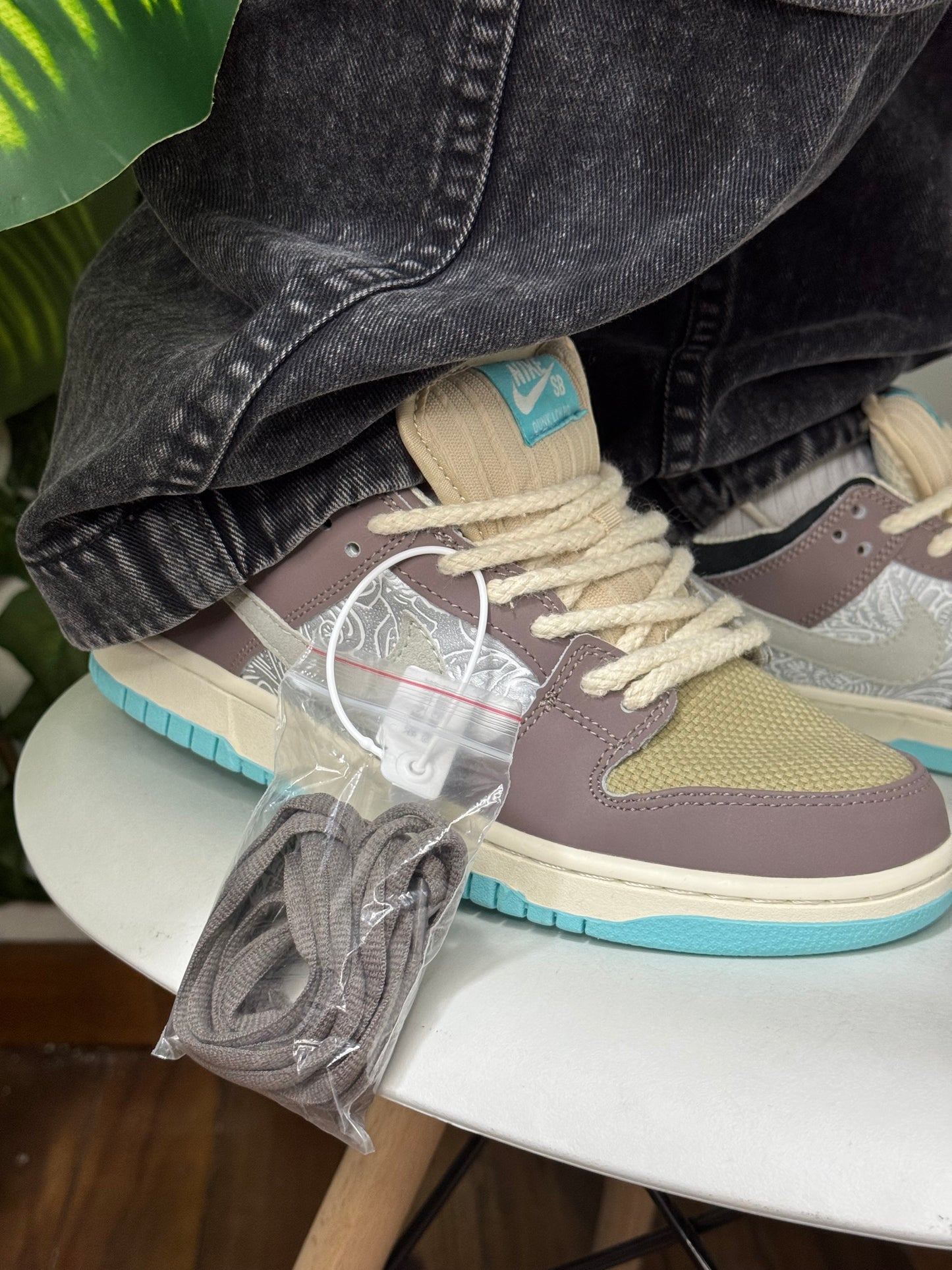 Nike SB Dunk Low “Big Money Savings”