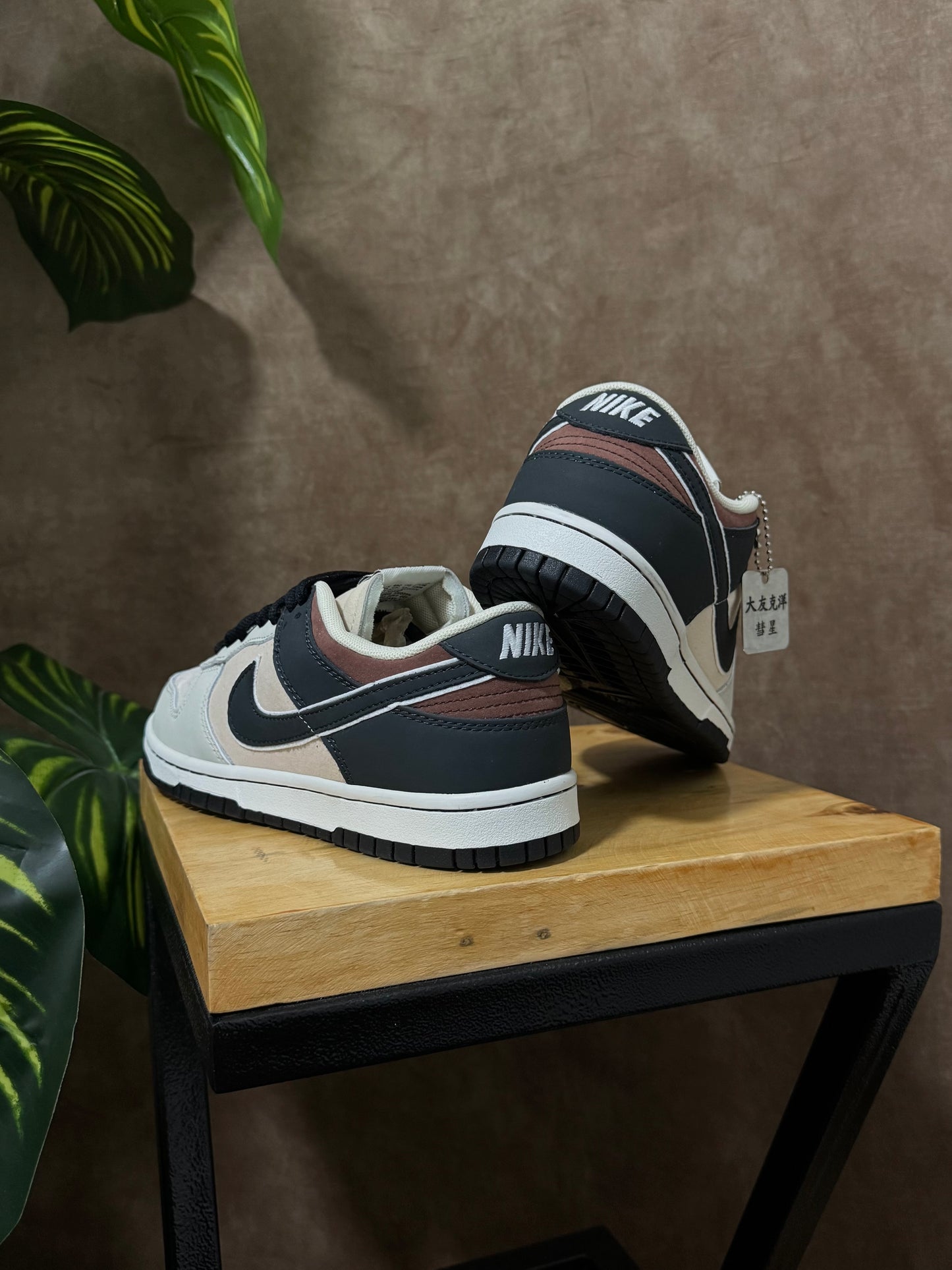 Nike SB Dunk Low “Steamboy Ost x Otomo Katsuhiro