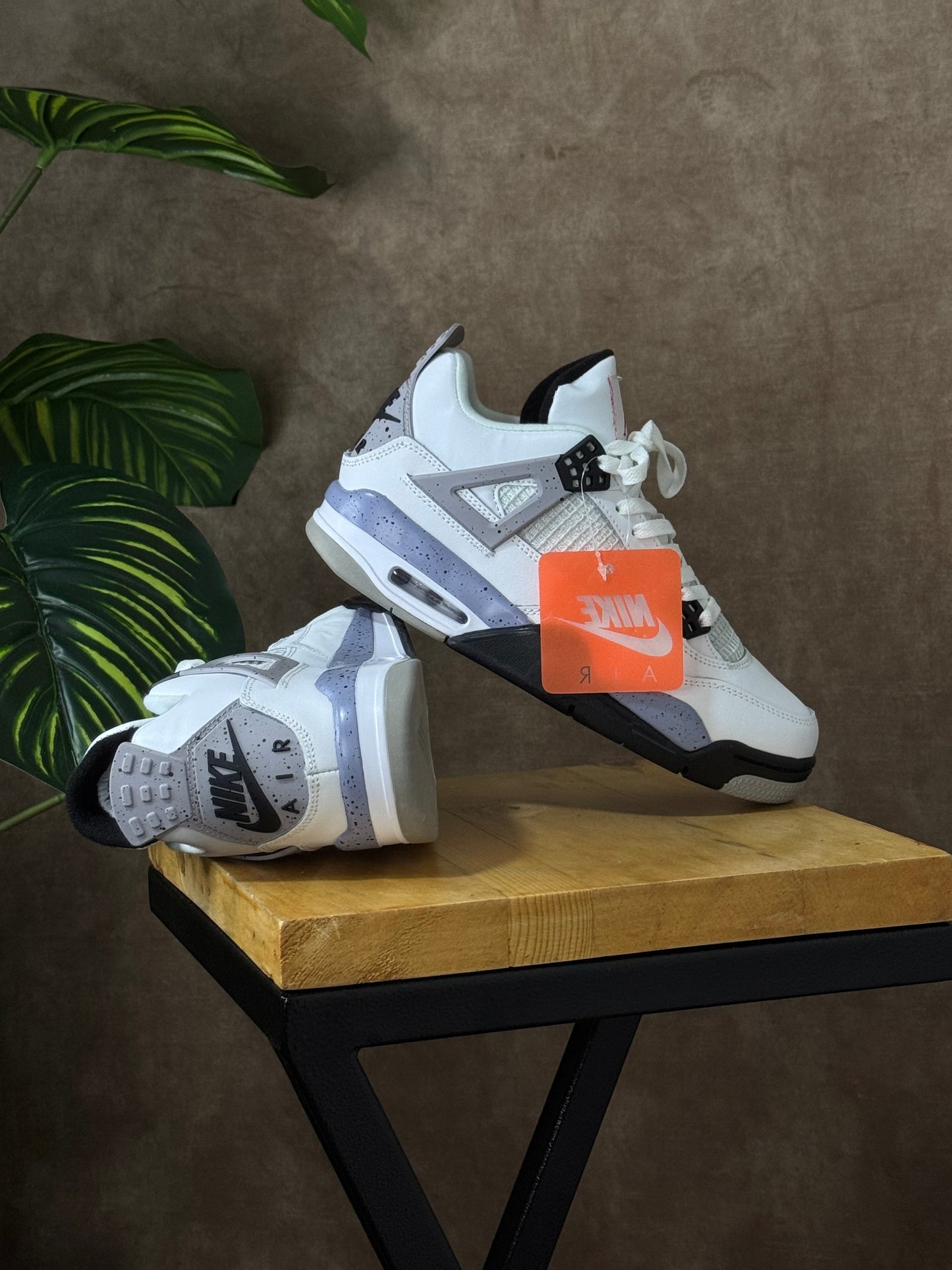 Air Jordan Retro 4 “White Cement”