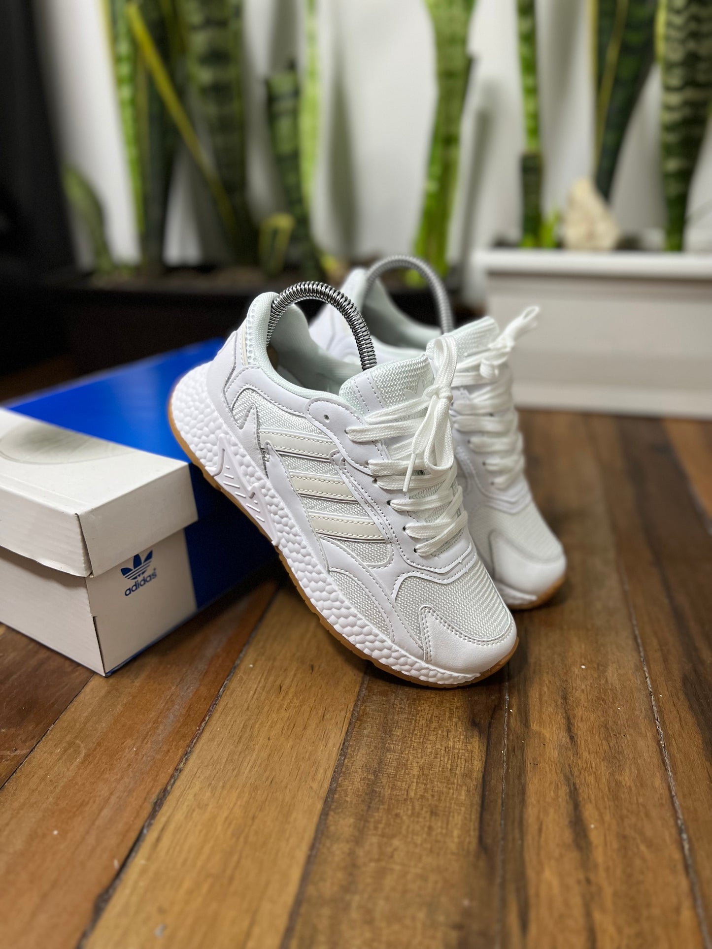 Adidas Tresc Run “White”