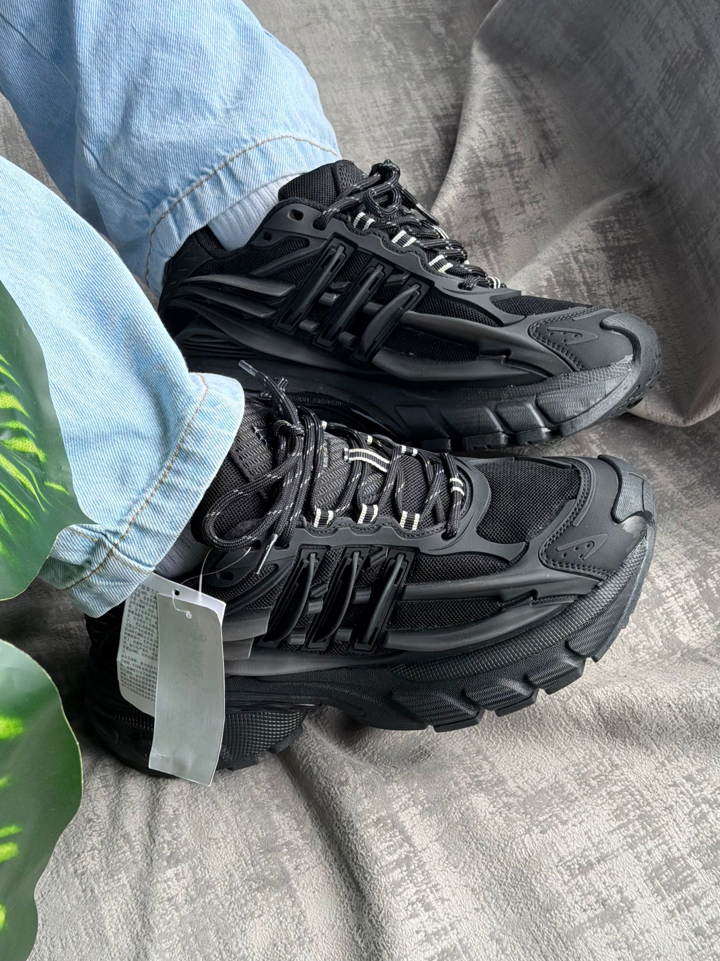 Adidas Adistar “Jellyfish Pharrell Williams”