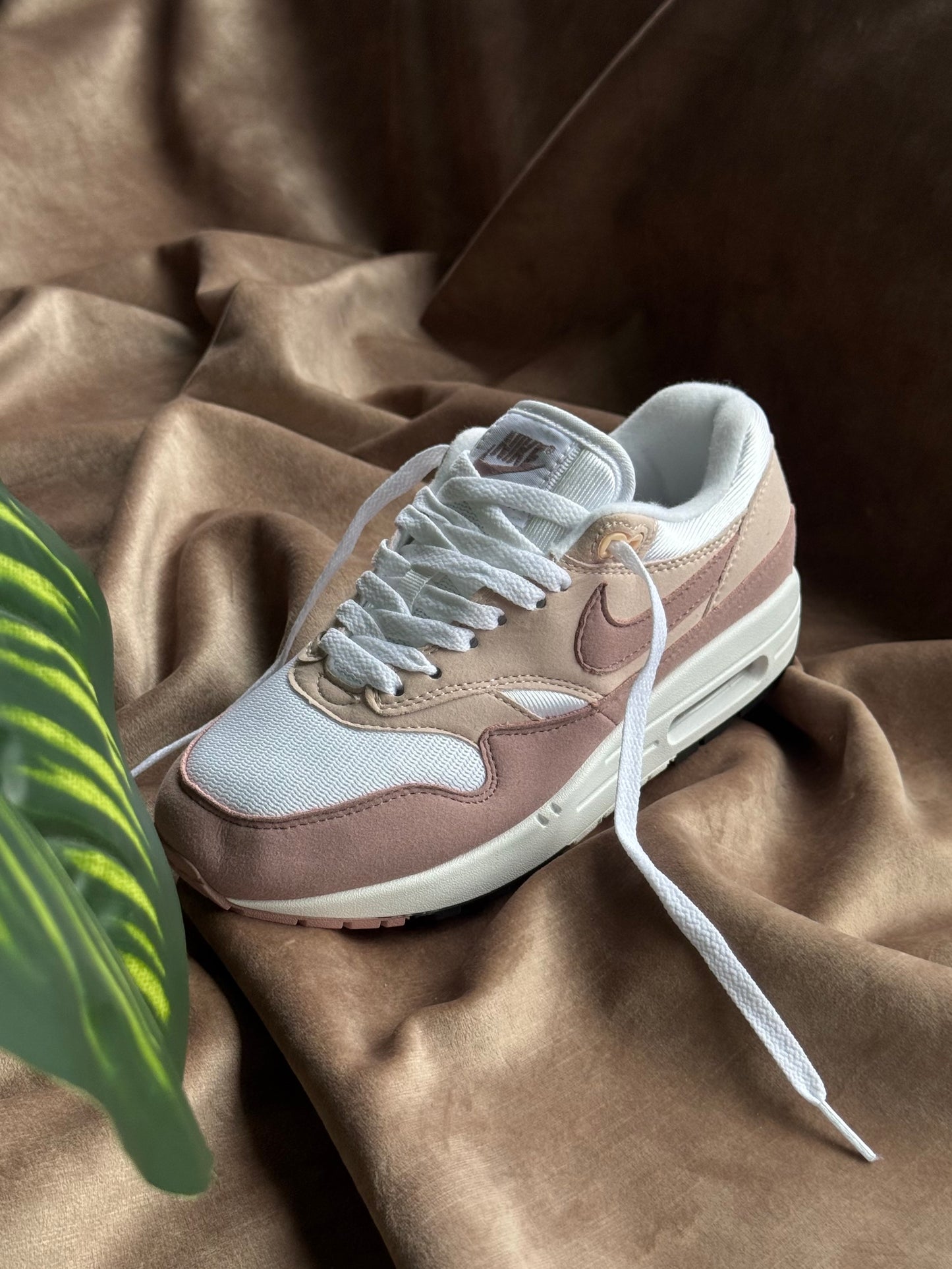 Nike Air Max 1 “Pink”