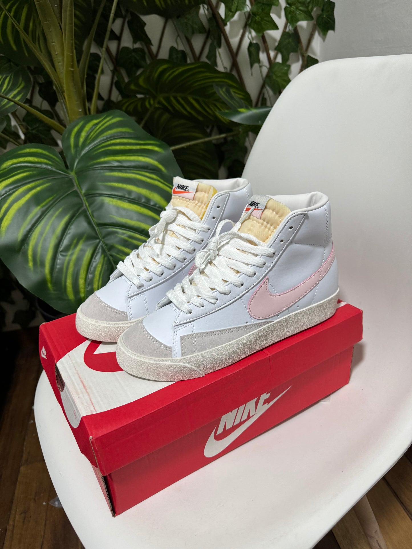 Nike Blazer Mid 77