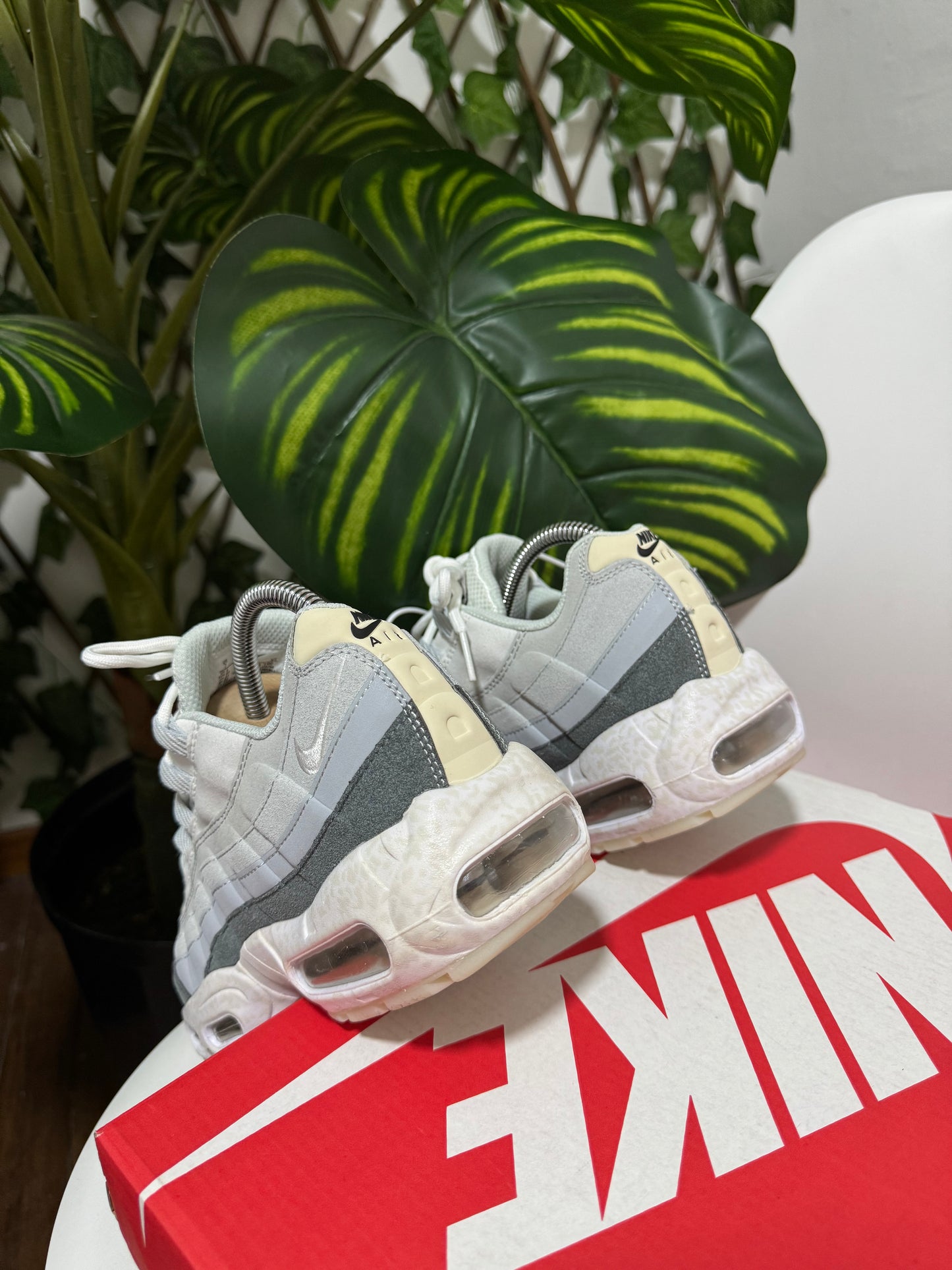Nike Air Max 95 “Light Bone”