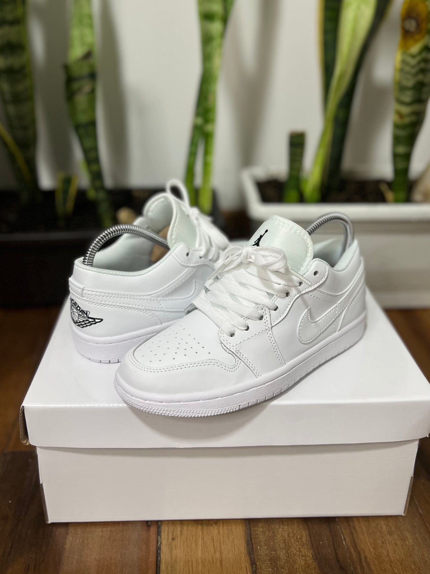 Air Jordan 1 Low “White”