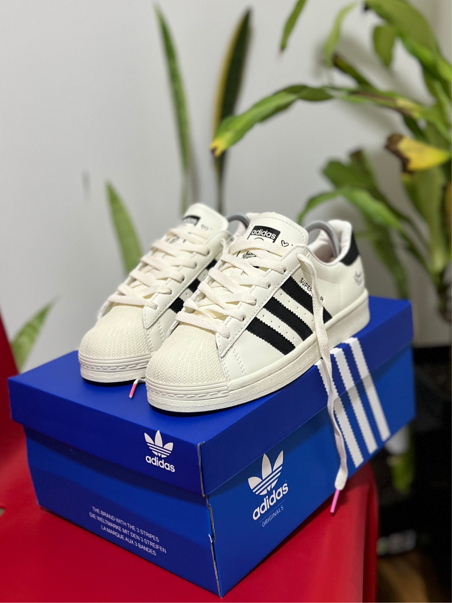 Adidas Superstar x André Saraiva