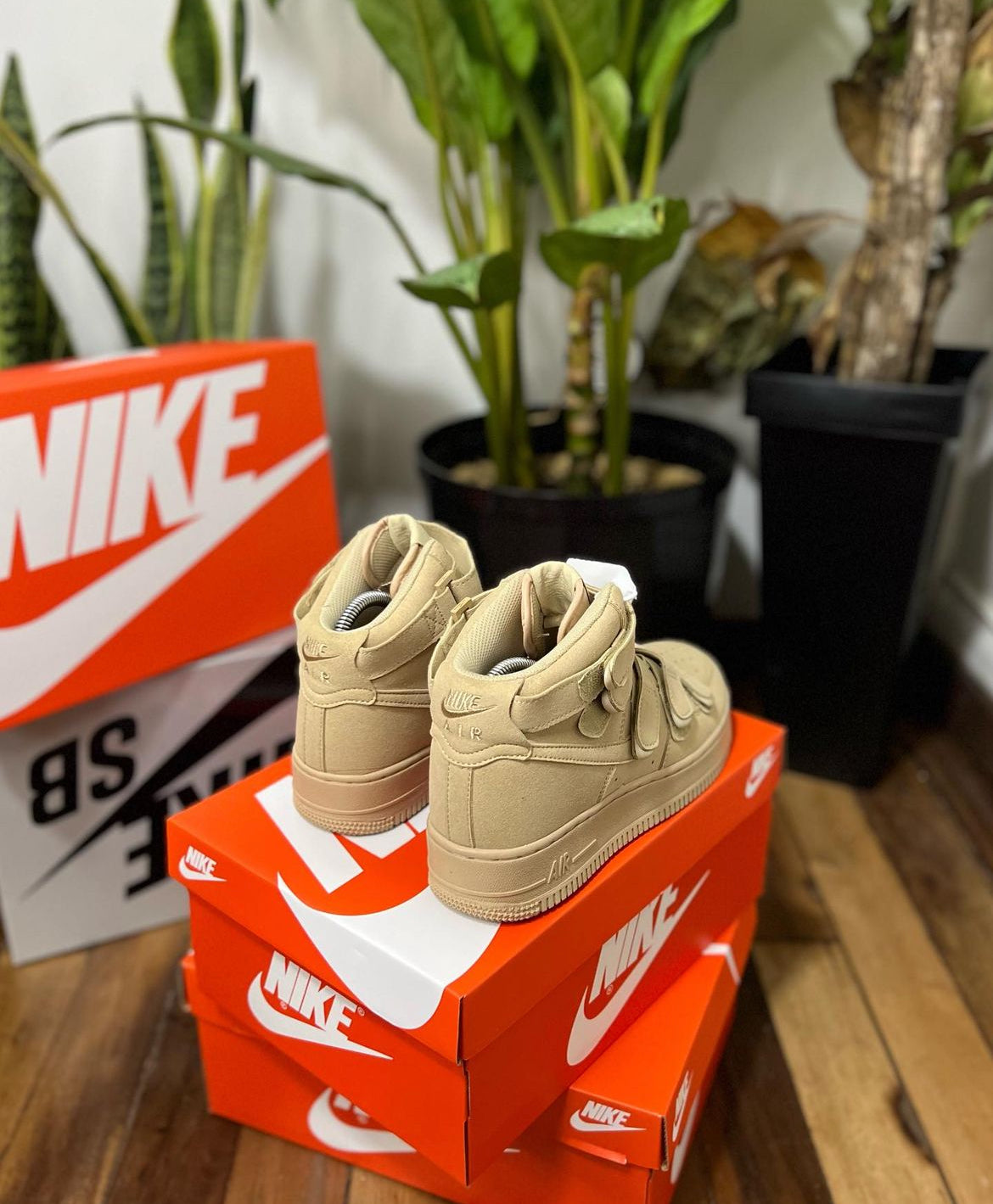 Nike Air Force 1 High 07 x Billie Ellish