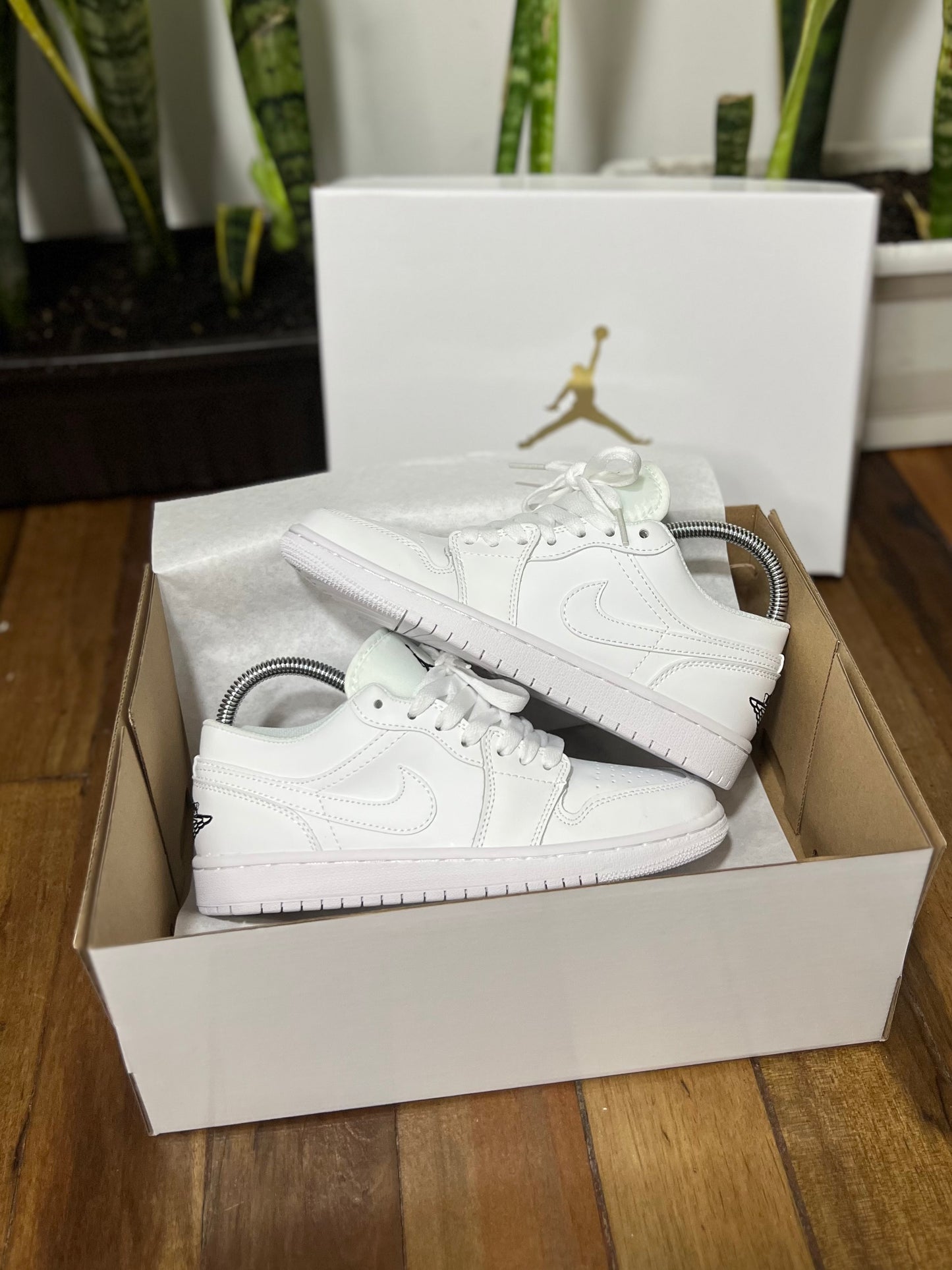 Air Jordan 1 Low “White”