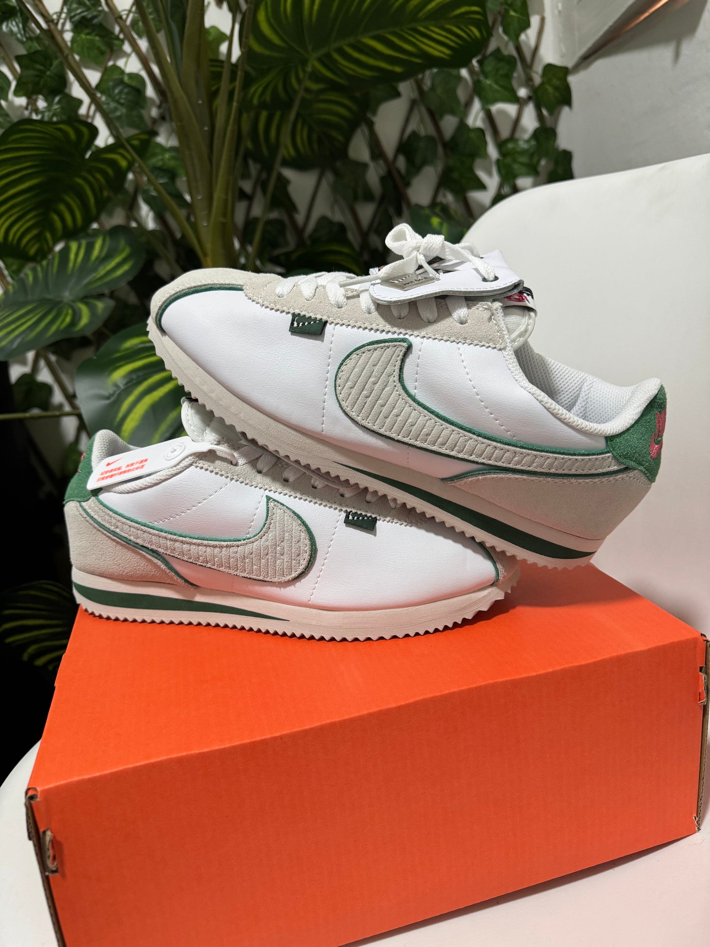 Nike Cortez All Petals United