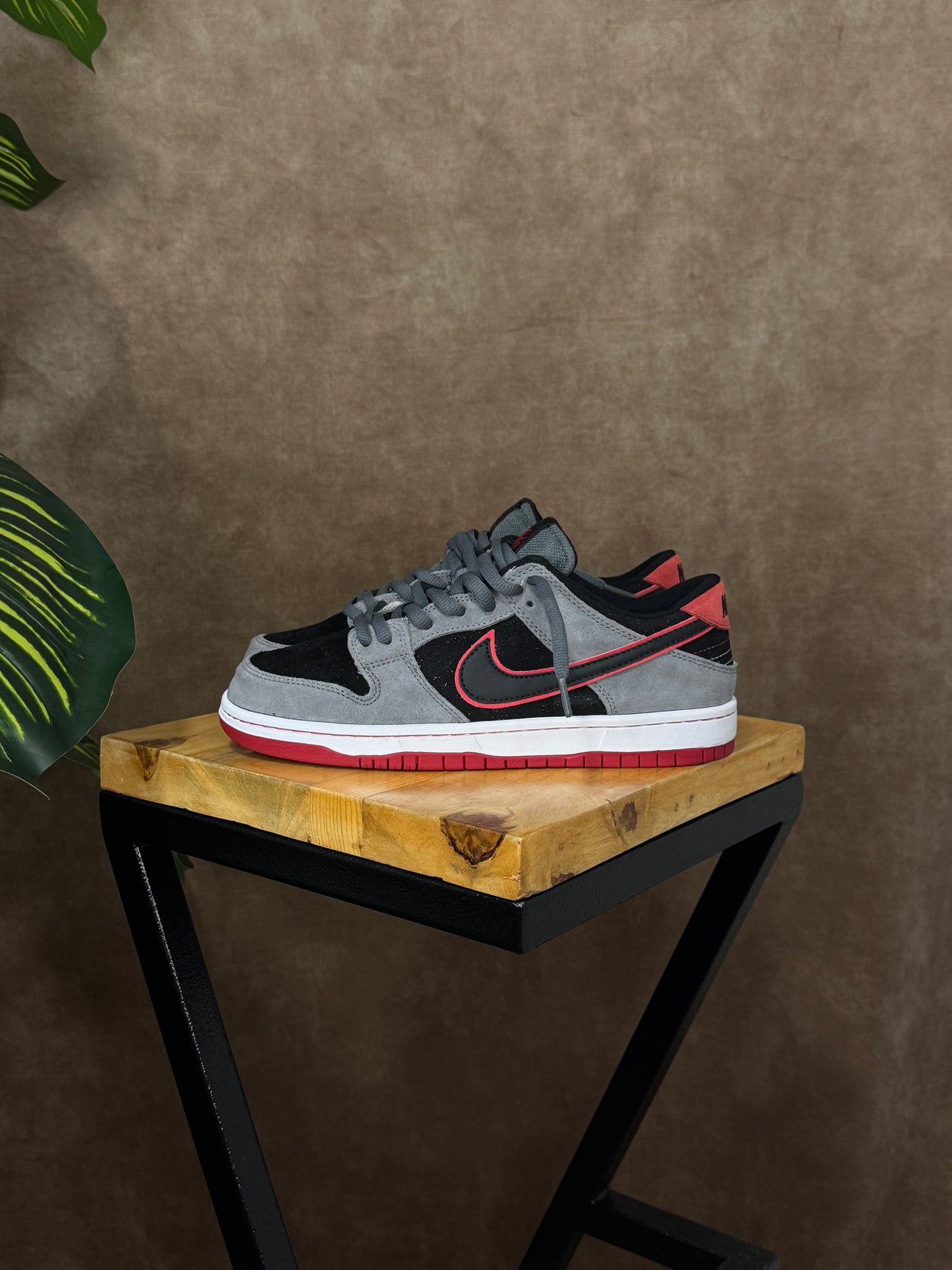 Nike SB Dunk Low “Wair Dark Grey”