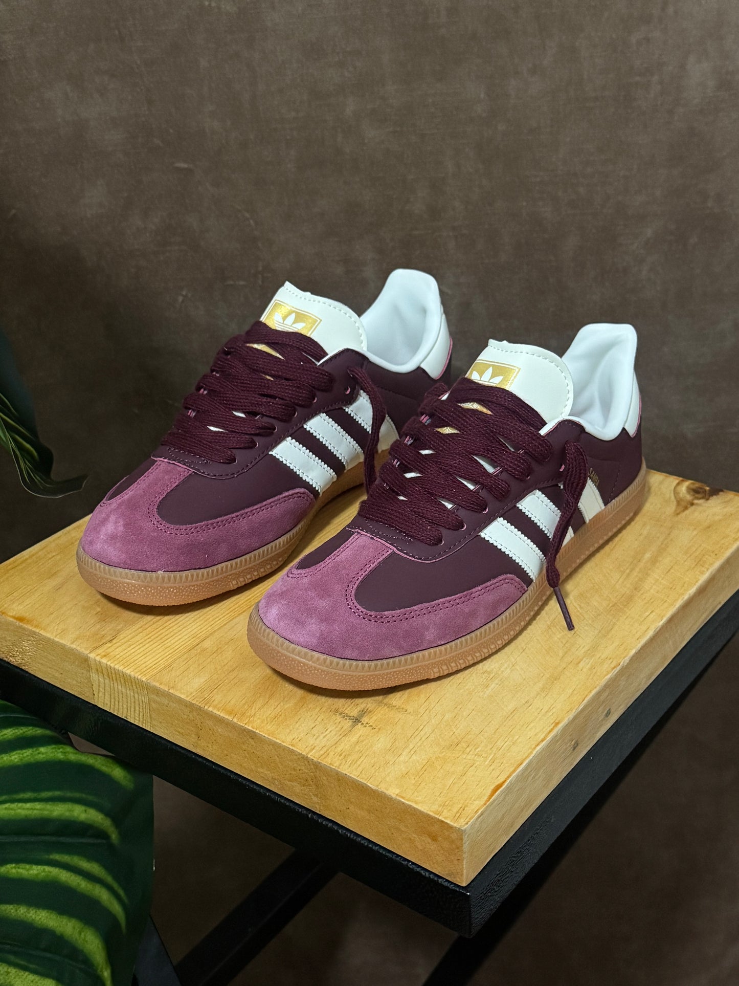 Adidas Samba OG “Burdeos”