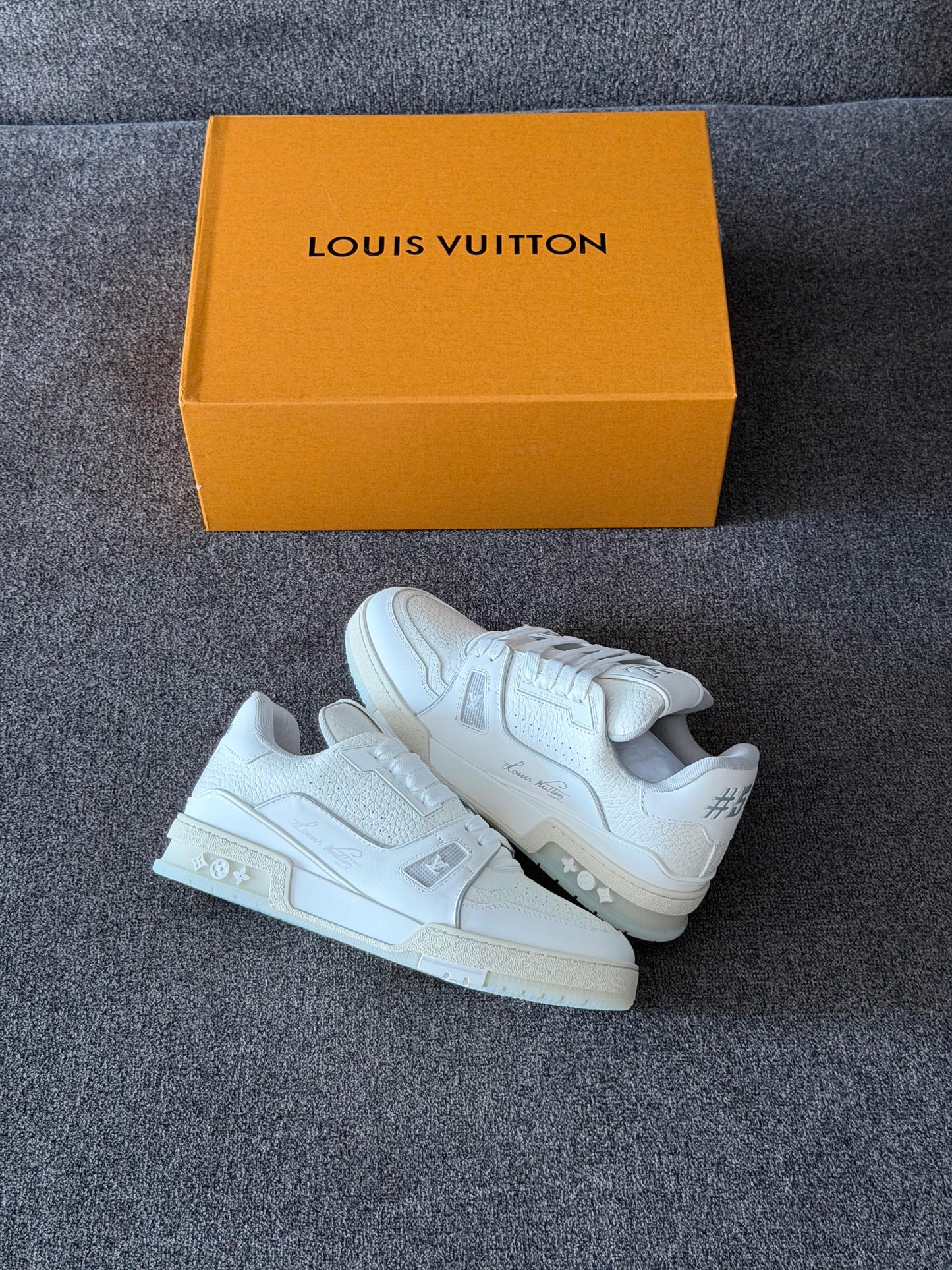 Louis Vuitton Skate (G5)