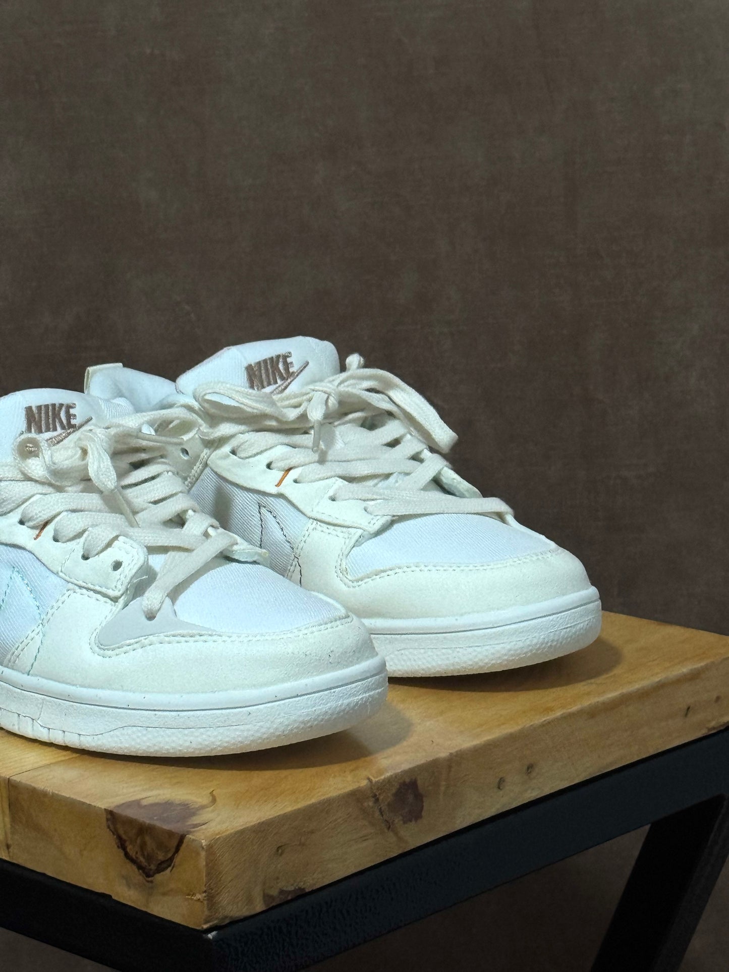 Nike SB Dunk “Disrupt”