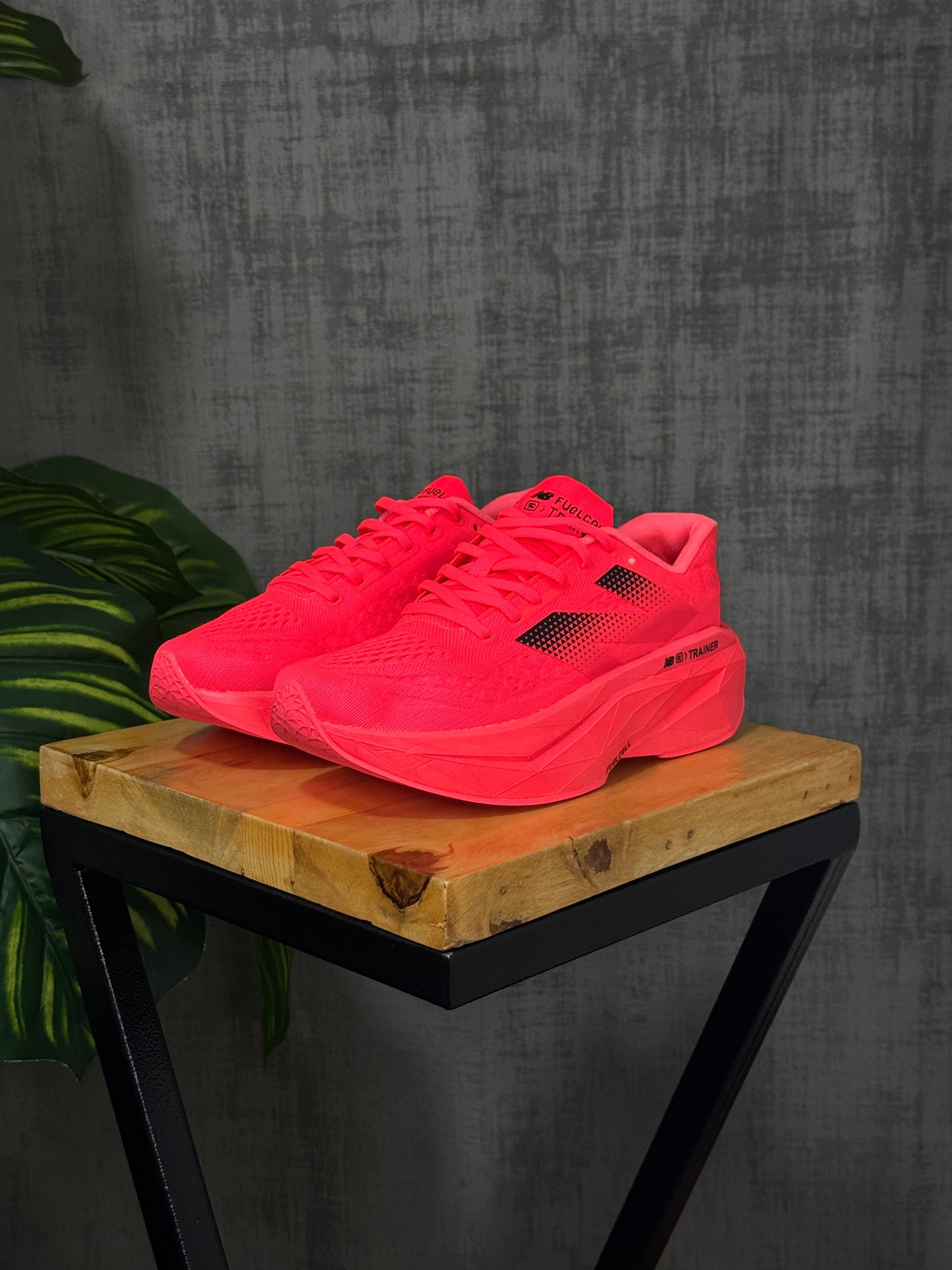 New Balance ELITE V4