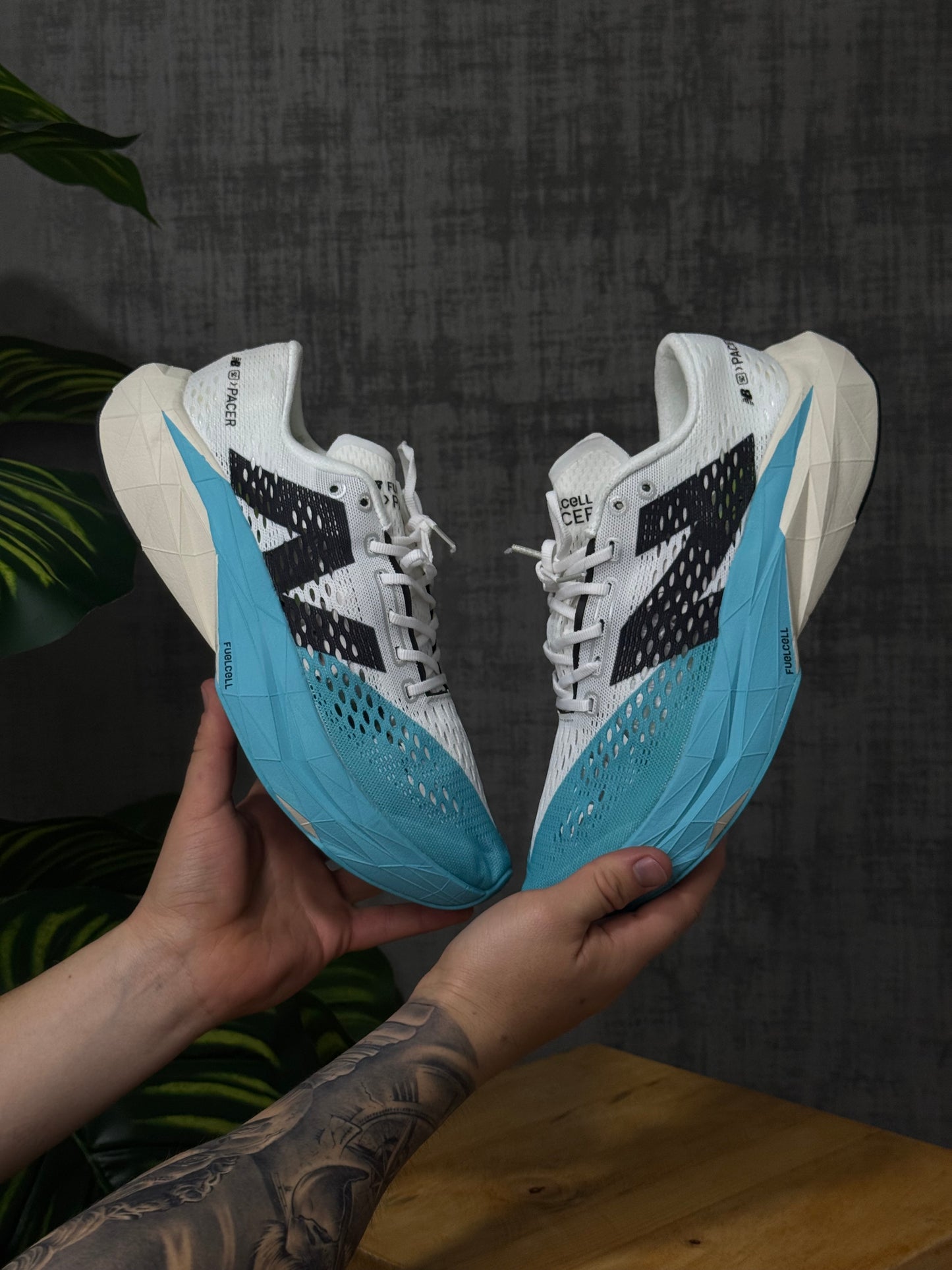 New Balance FuelCell Pacer